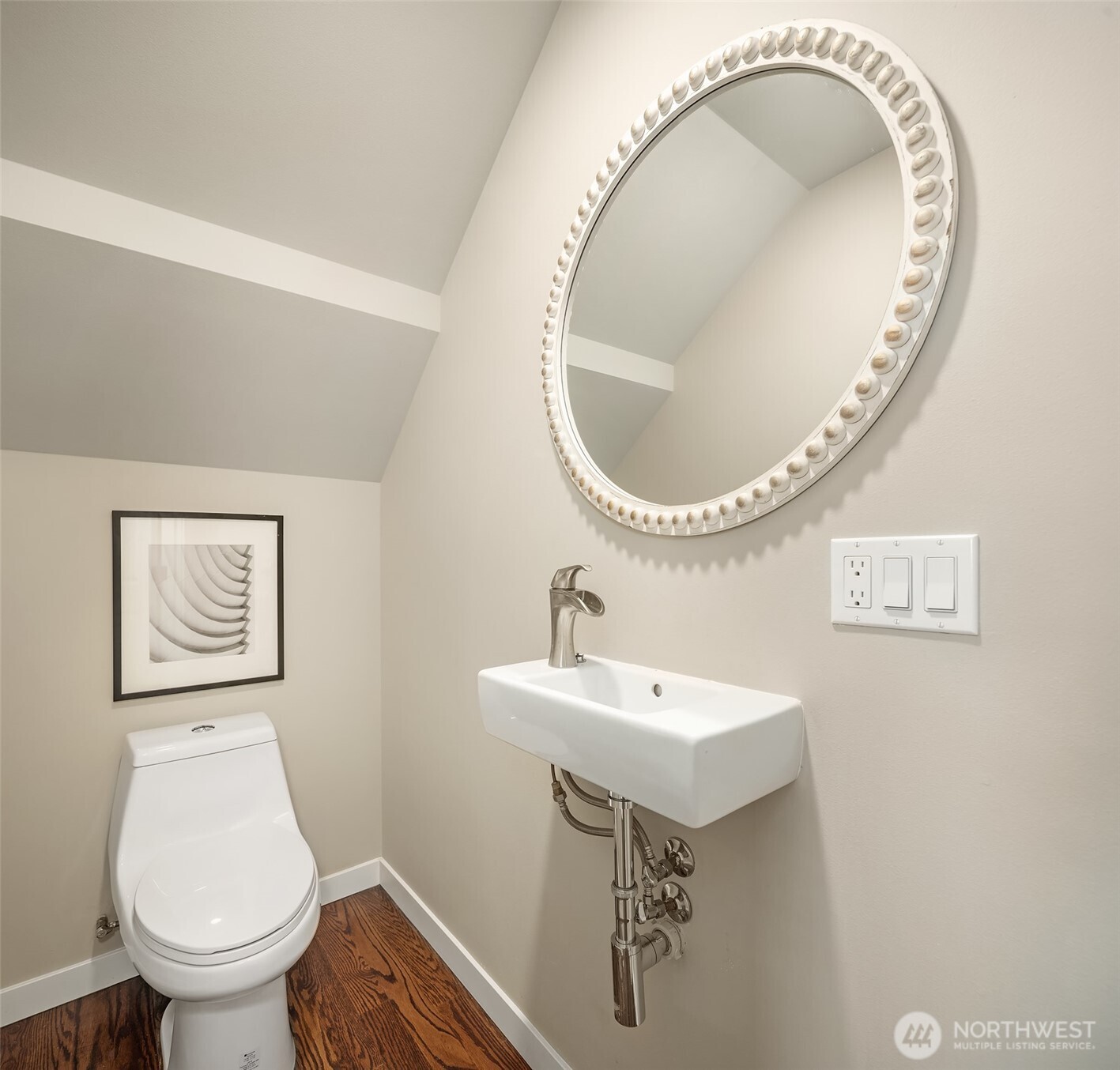 8202 196th Avenue NE