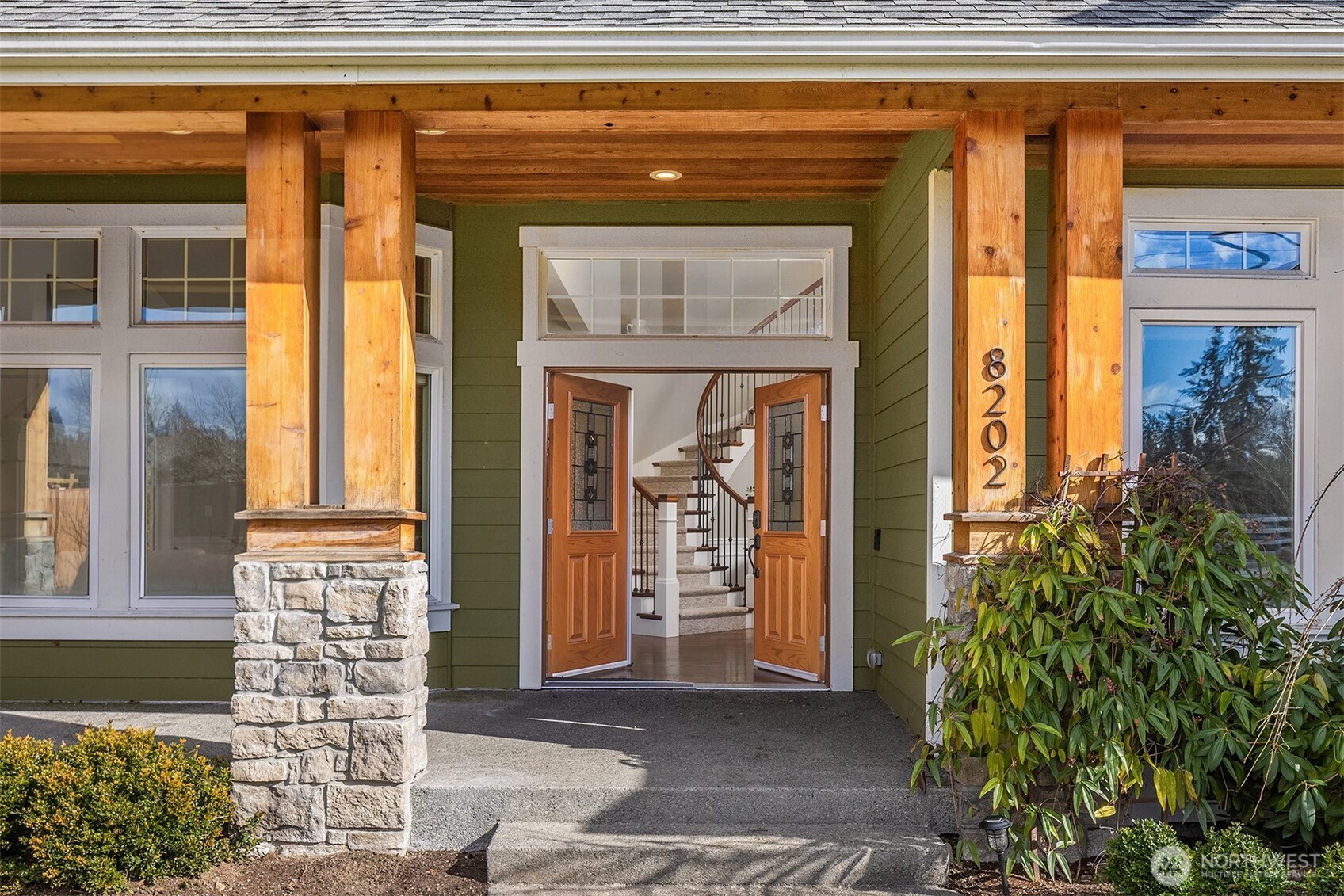 8202 196th Avenue NE