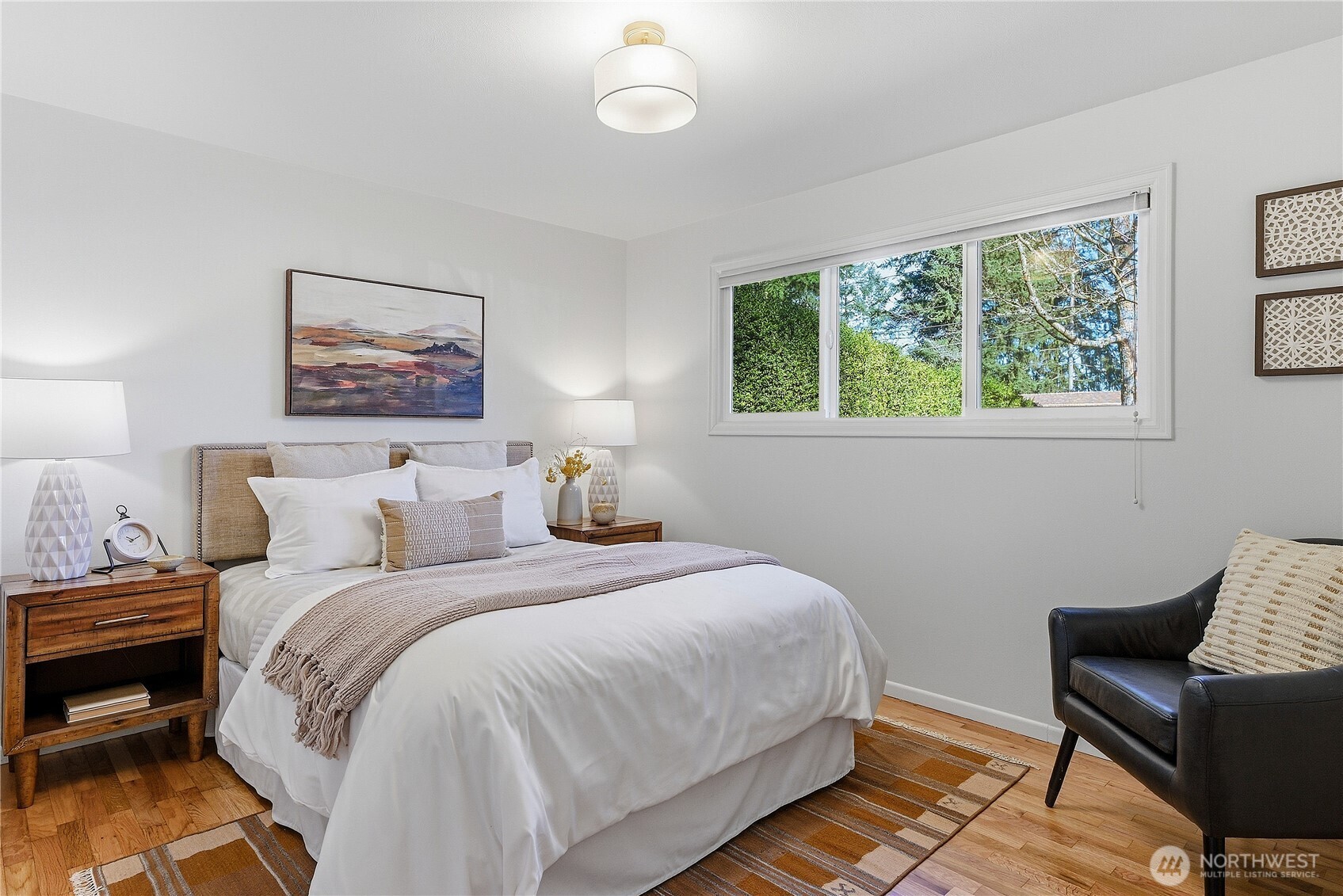 18709 12th Ave NE