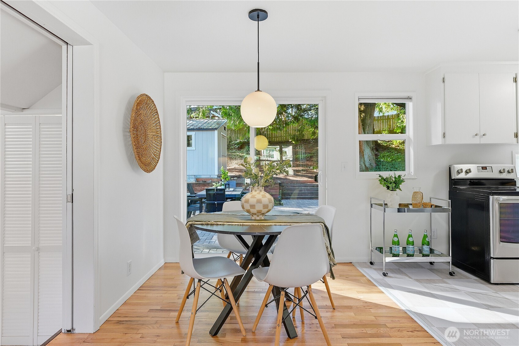 18709 12th Ave NE
