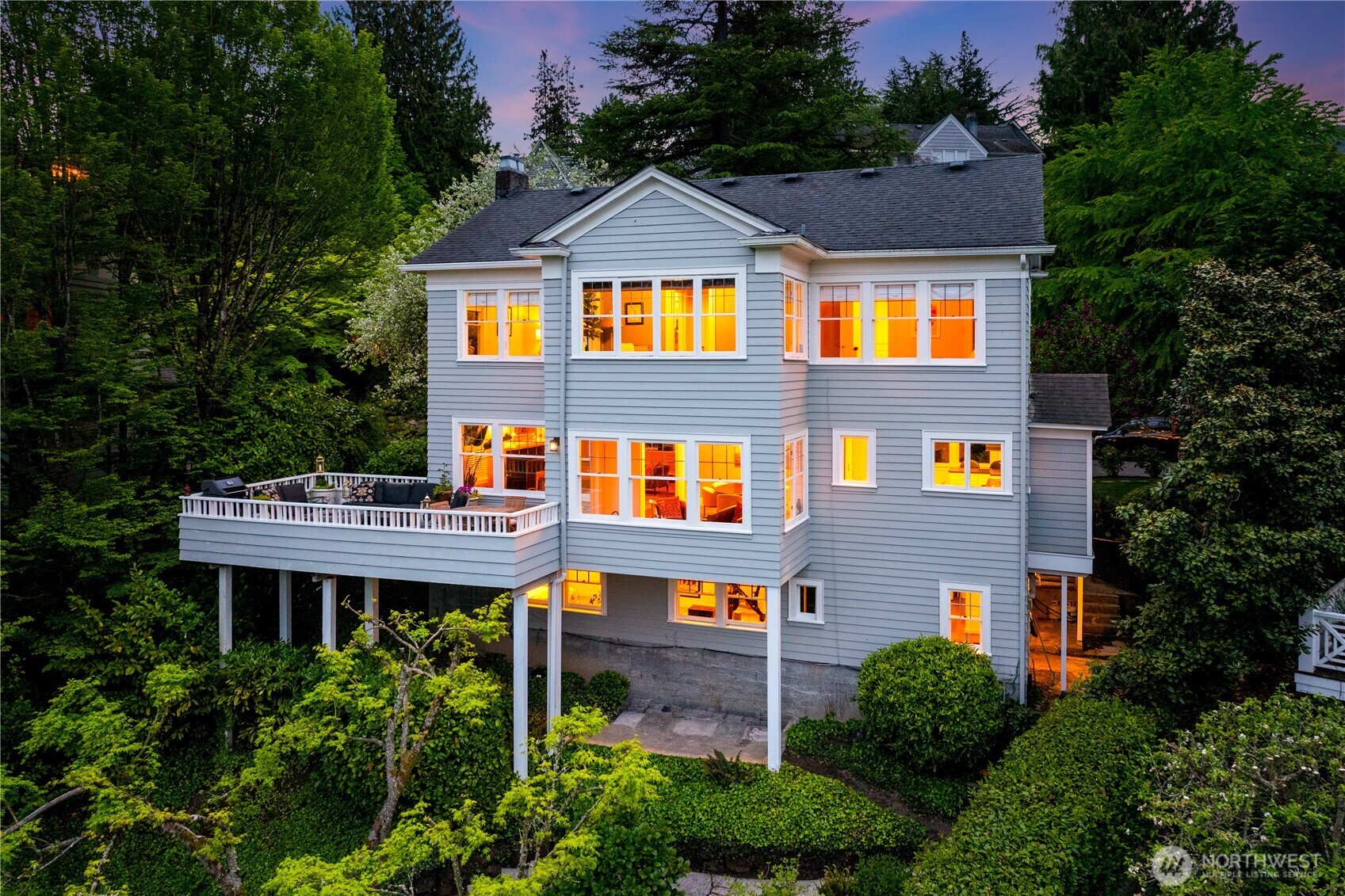 246 Dorffel Drive E
