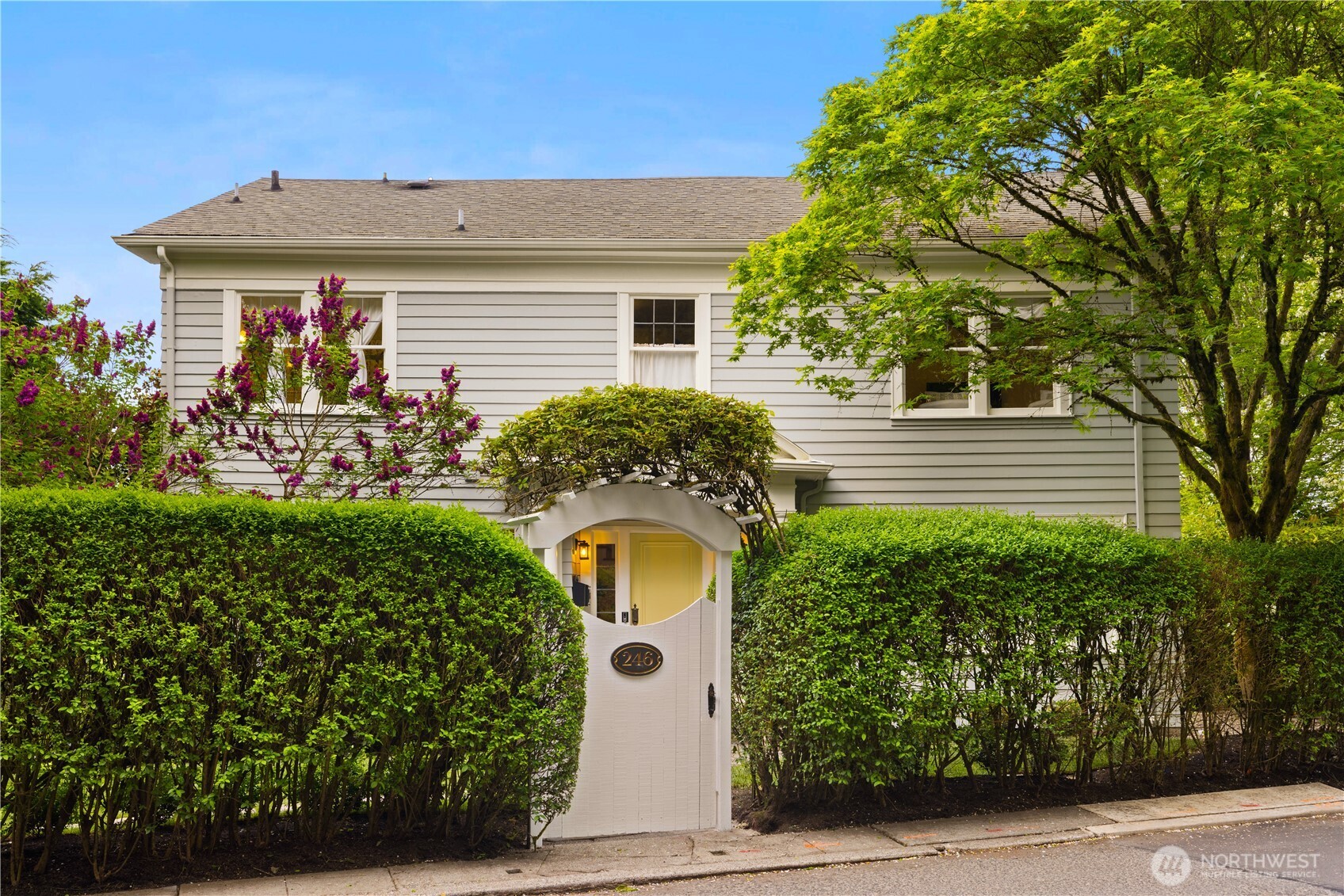 246 Dorffel Drive E