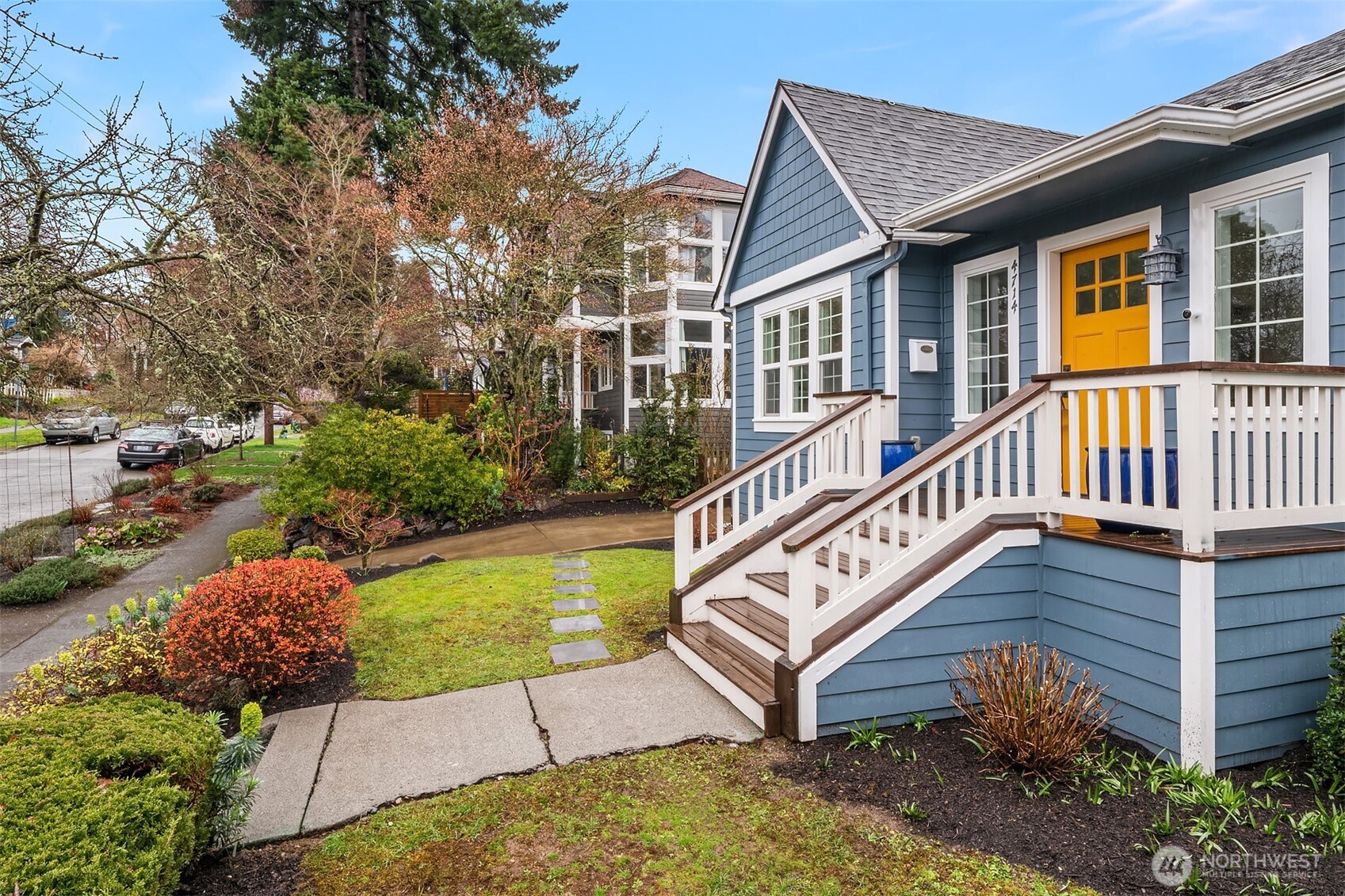 4714 34th Avenue NE