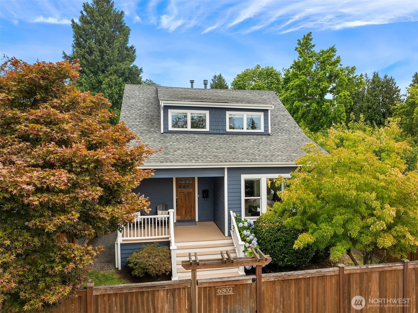 6302 15th Avenue NE