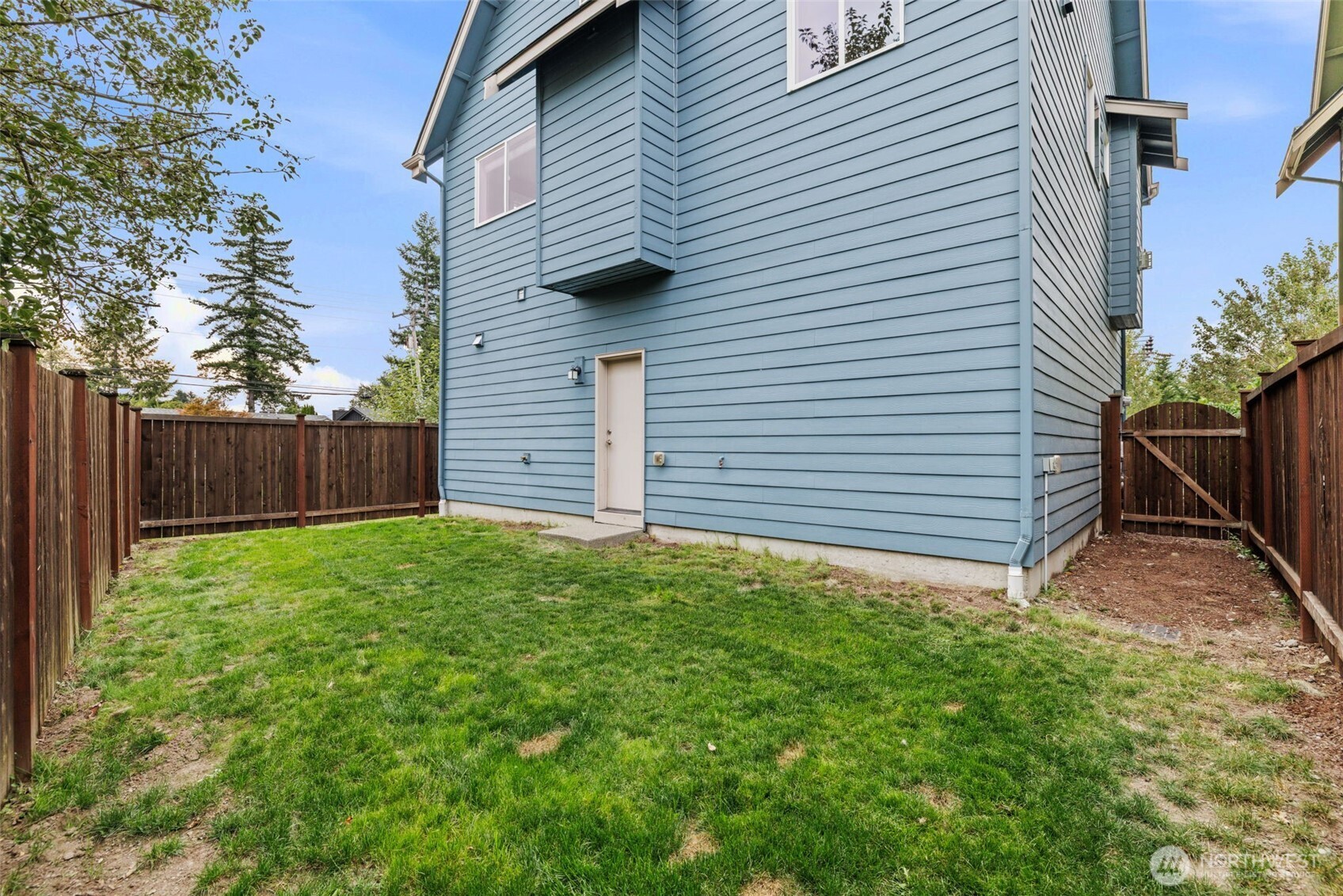 601 NE 2nd Street