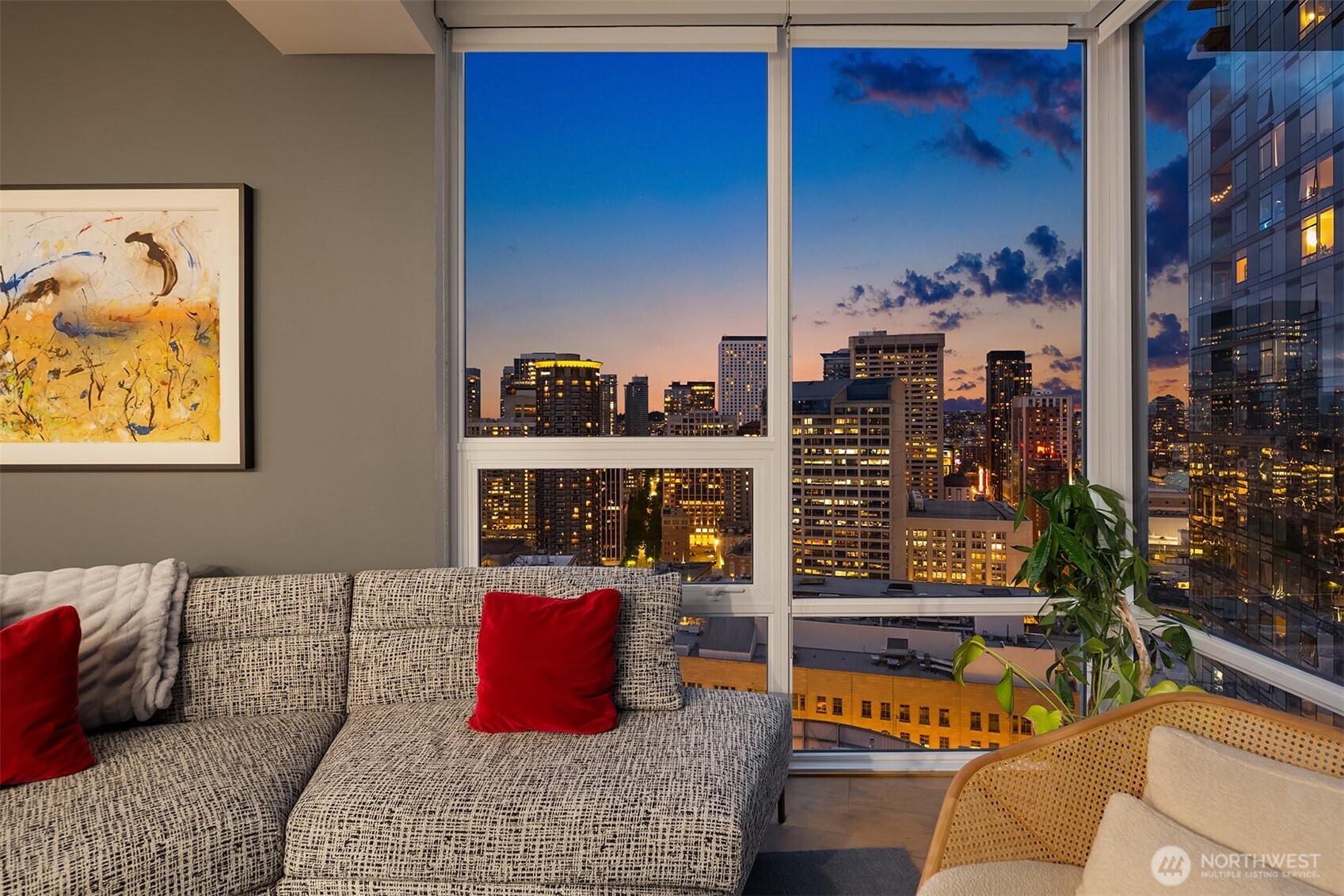 121 Stewart Street Unit: 2501