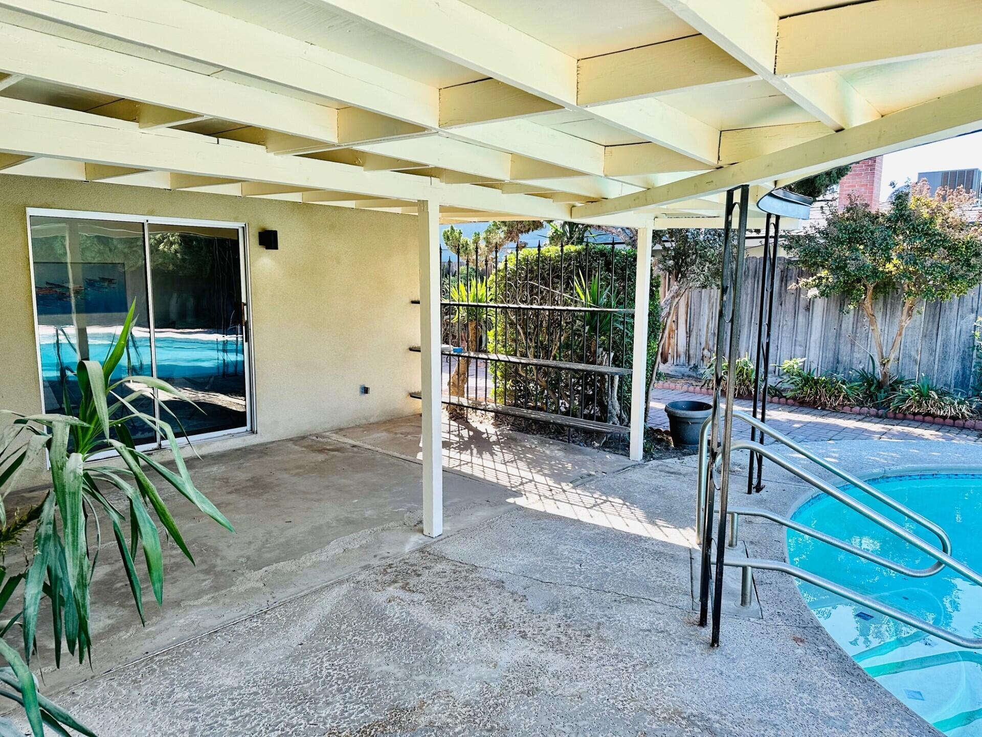 3743 S Verde Vista Street