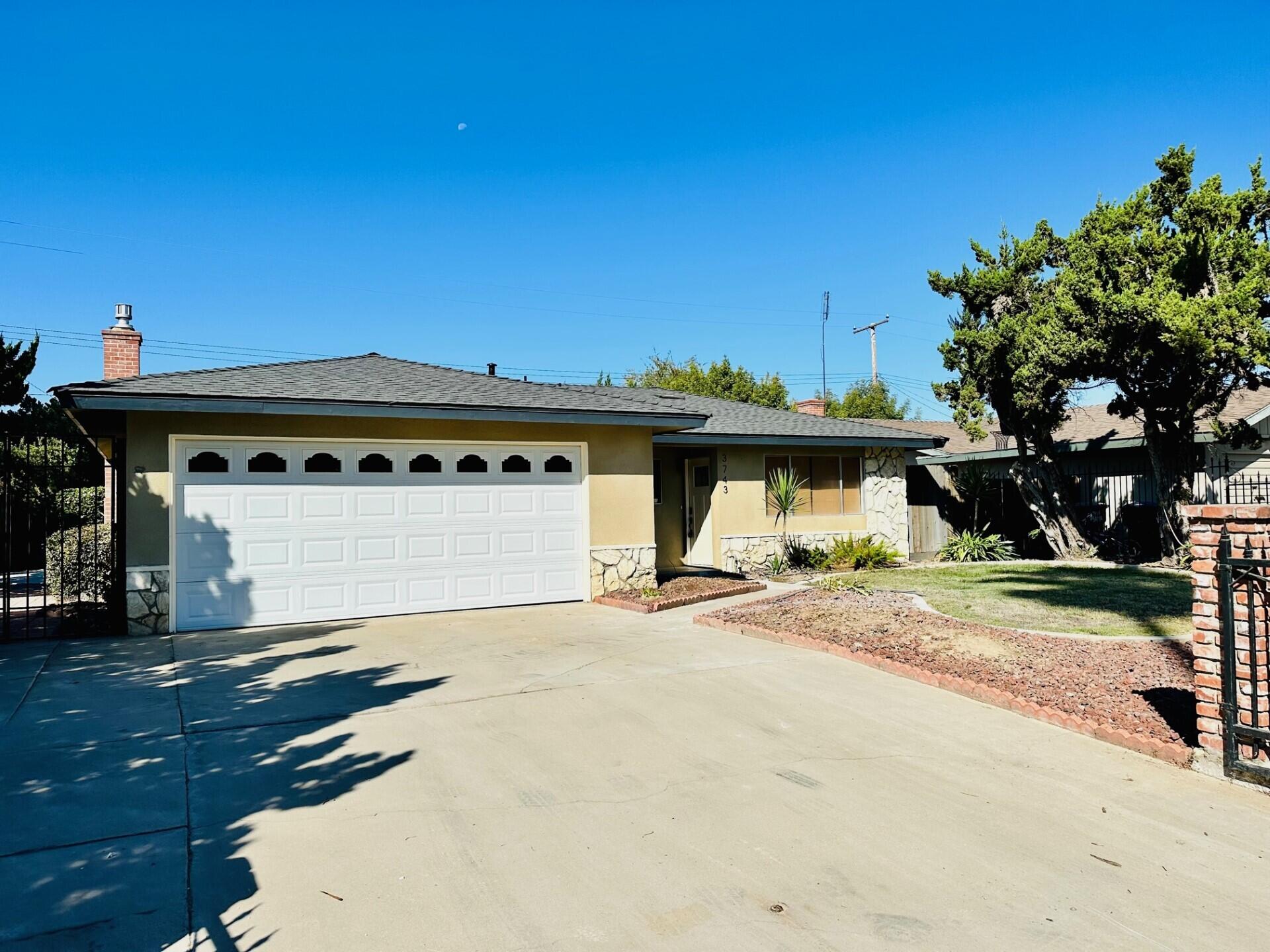 3743 S Verde Vista Street