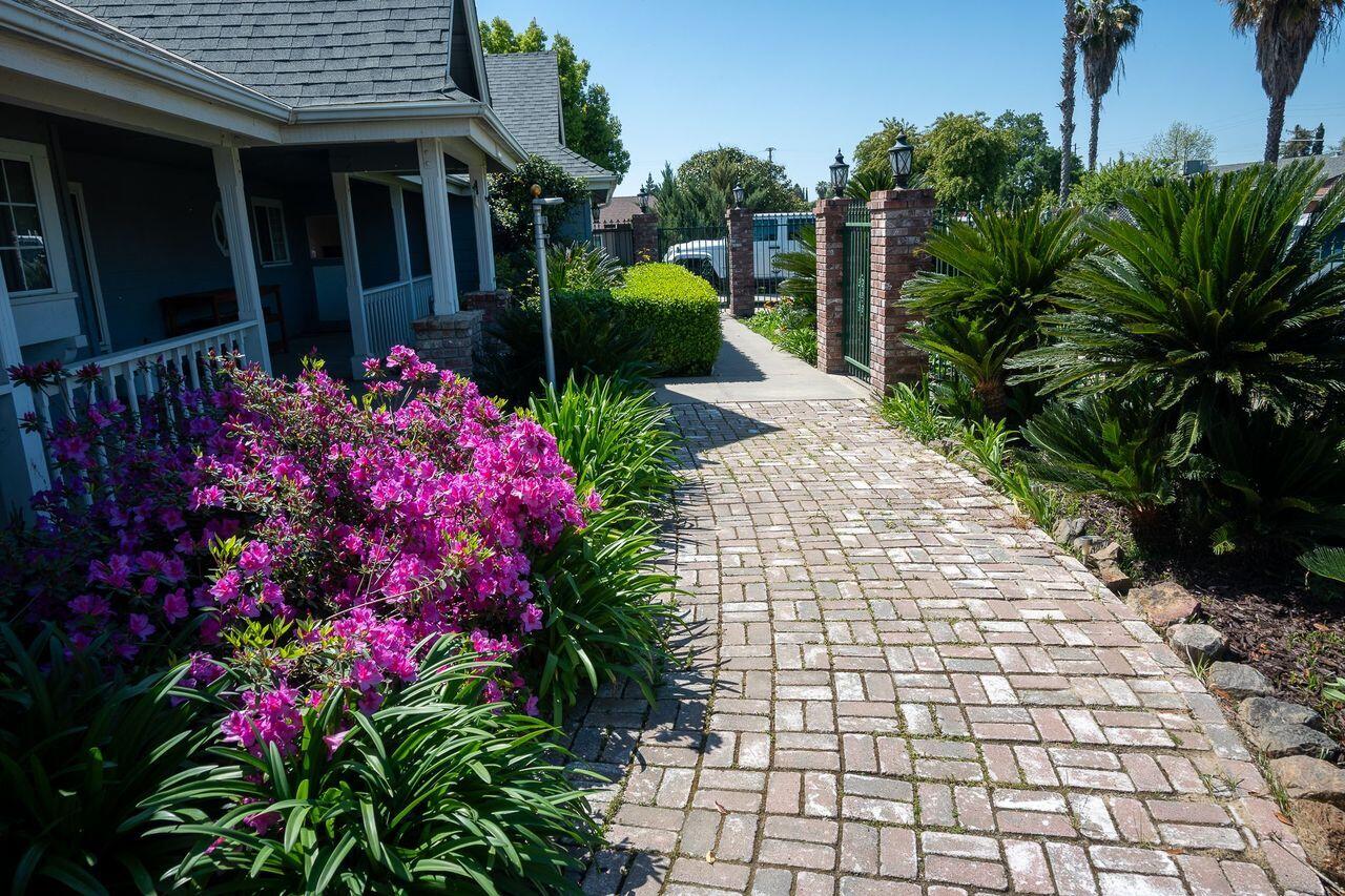 429 N Lovers Lane