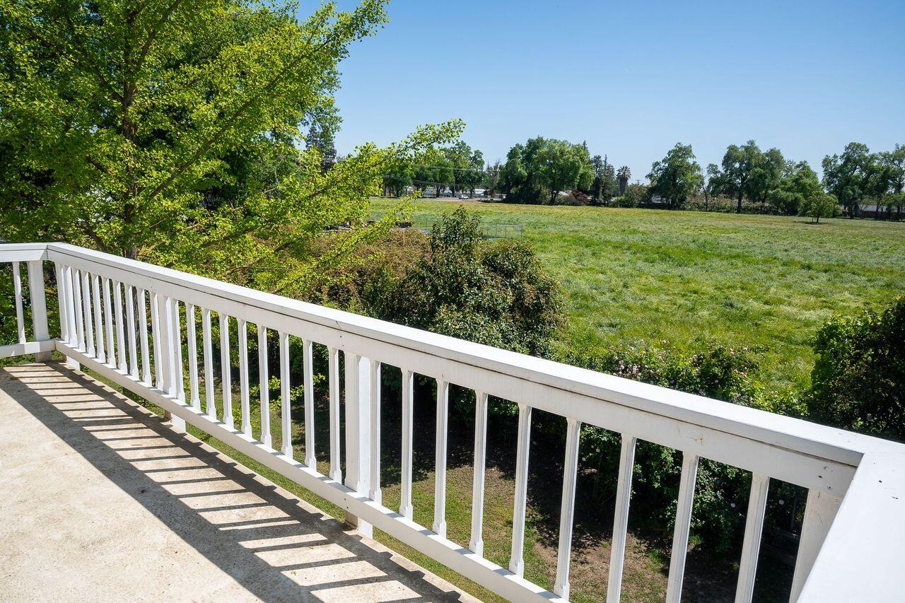 429 N Lovers Lane