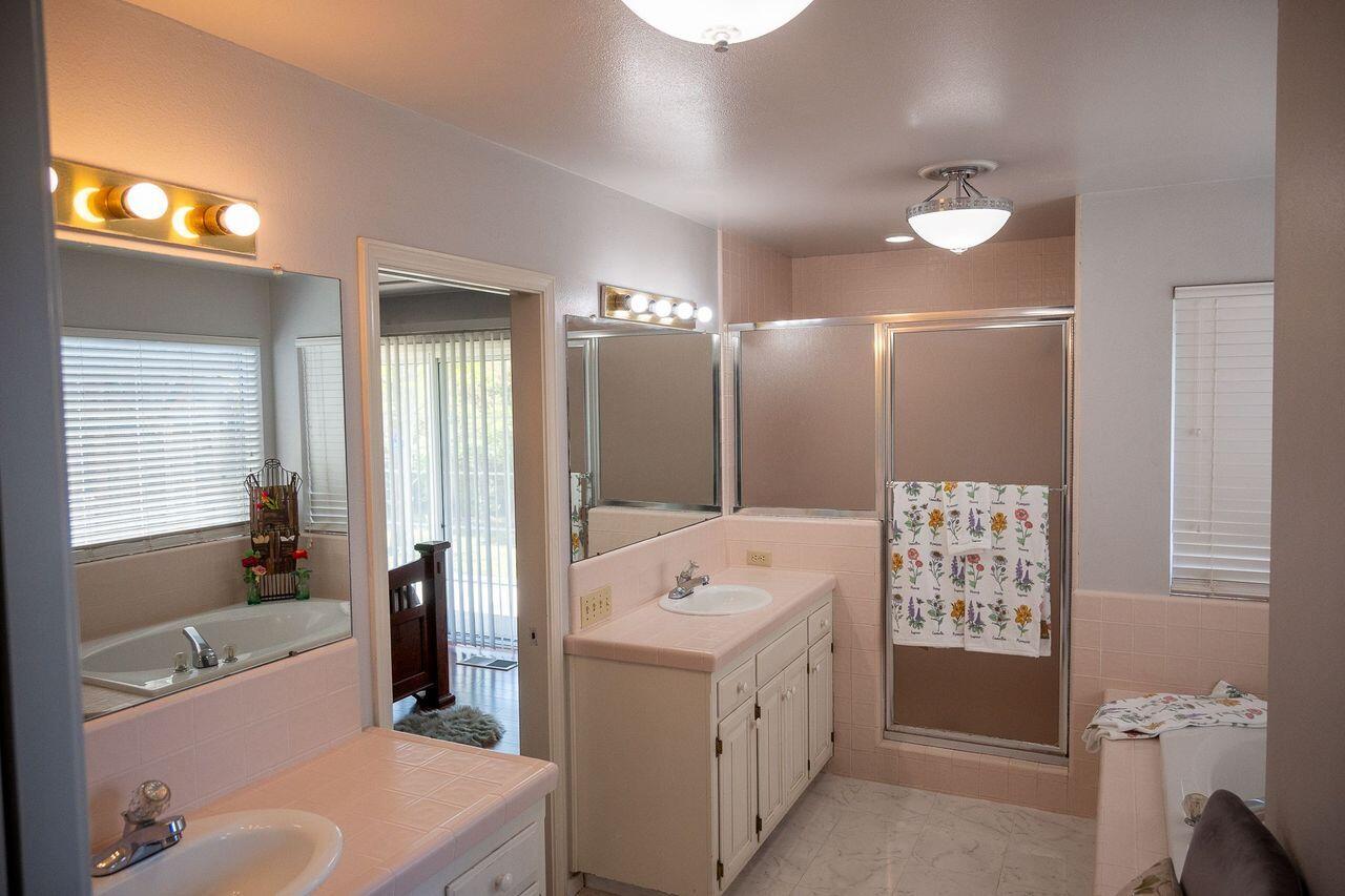 429 N Lovers Lane