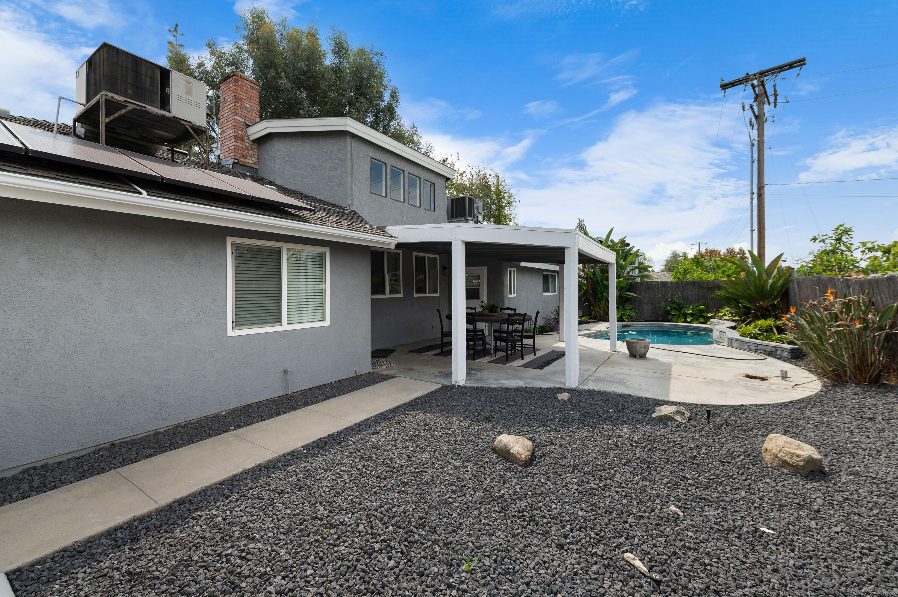 823 N Bollinger Street
