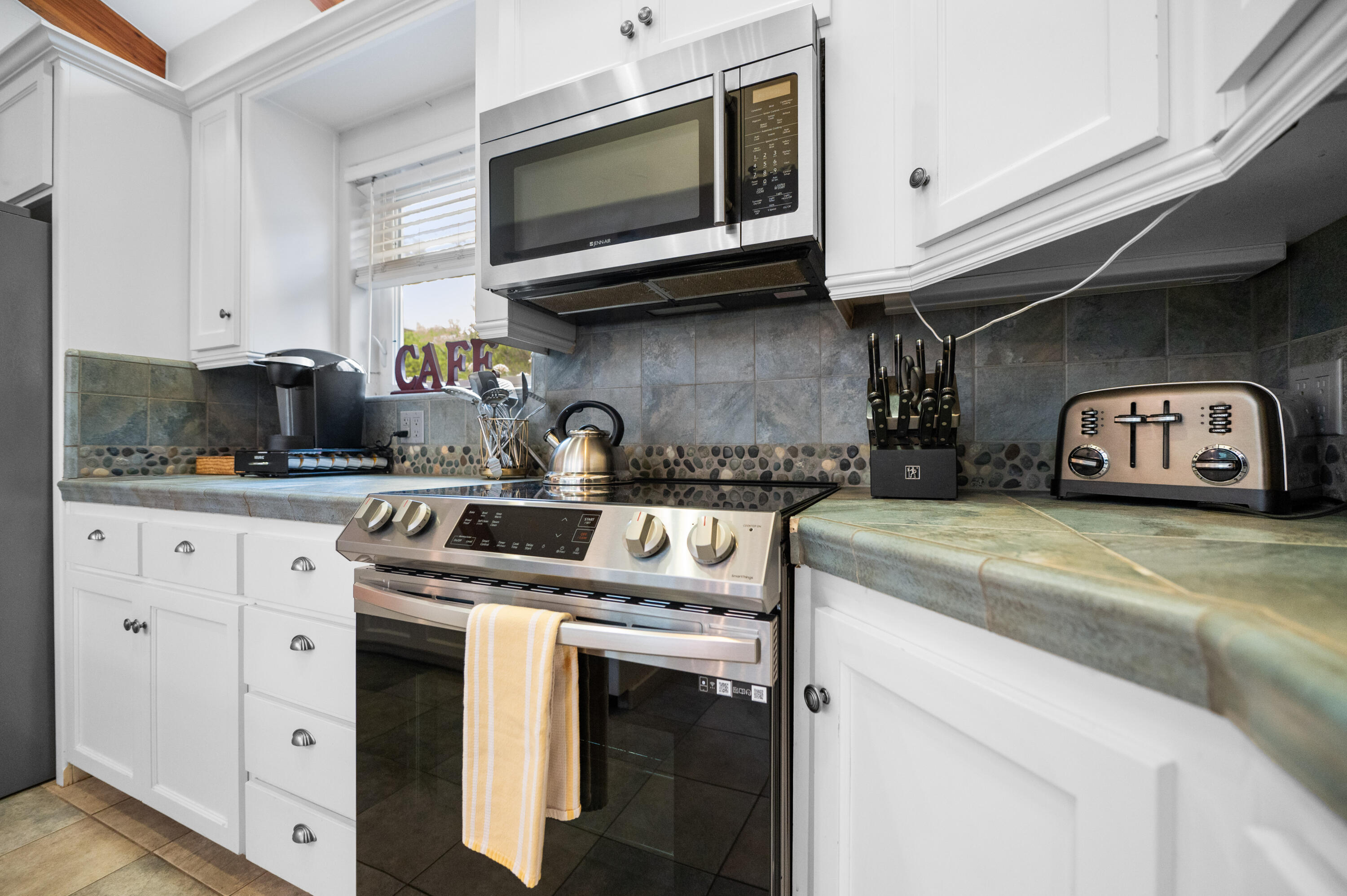 42440 Kaweah River Drive