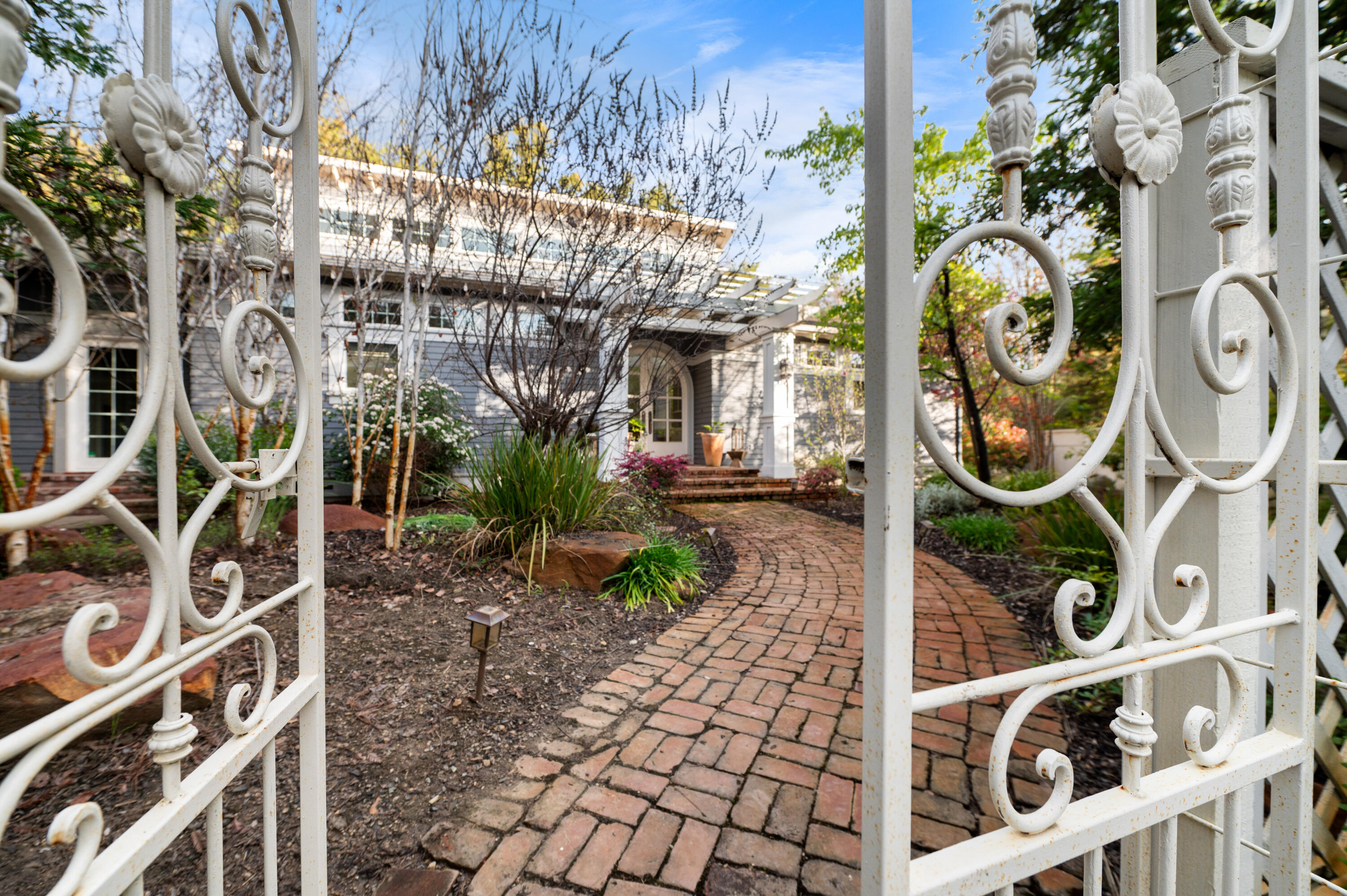 42440 Kaweah River Drive