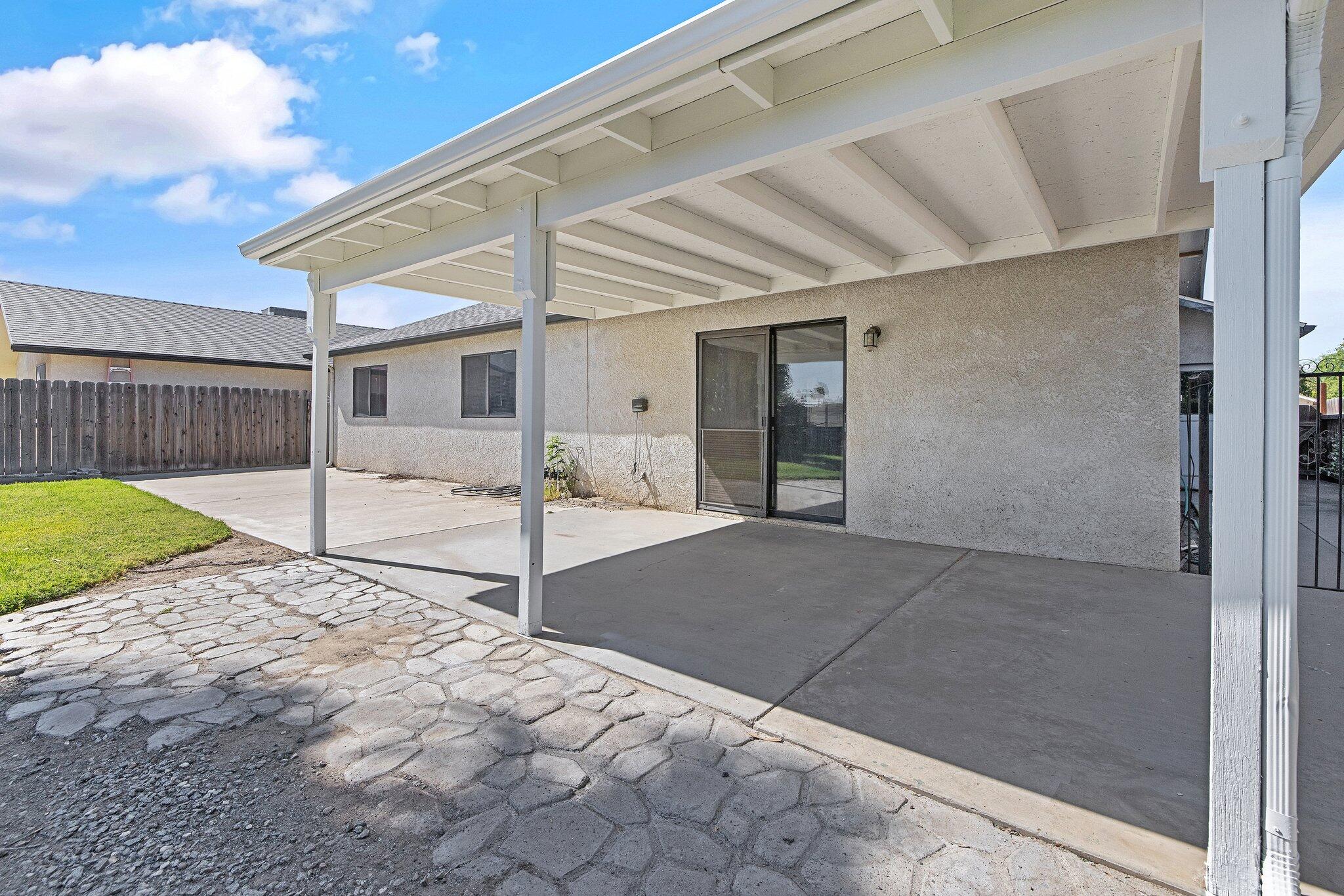 1435 E Brea Avenue