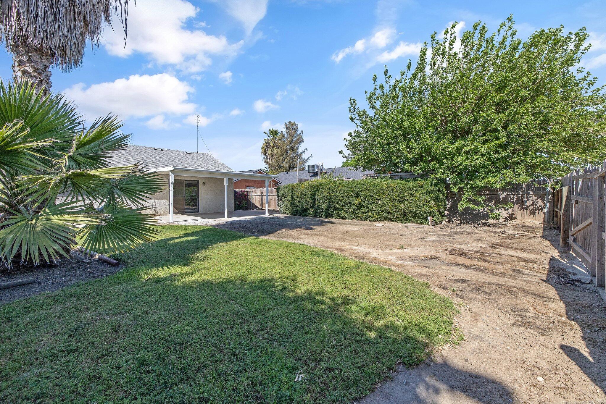 1435 E Brea Avenue