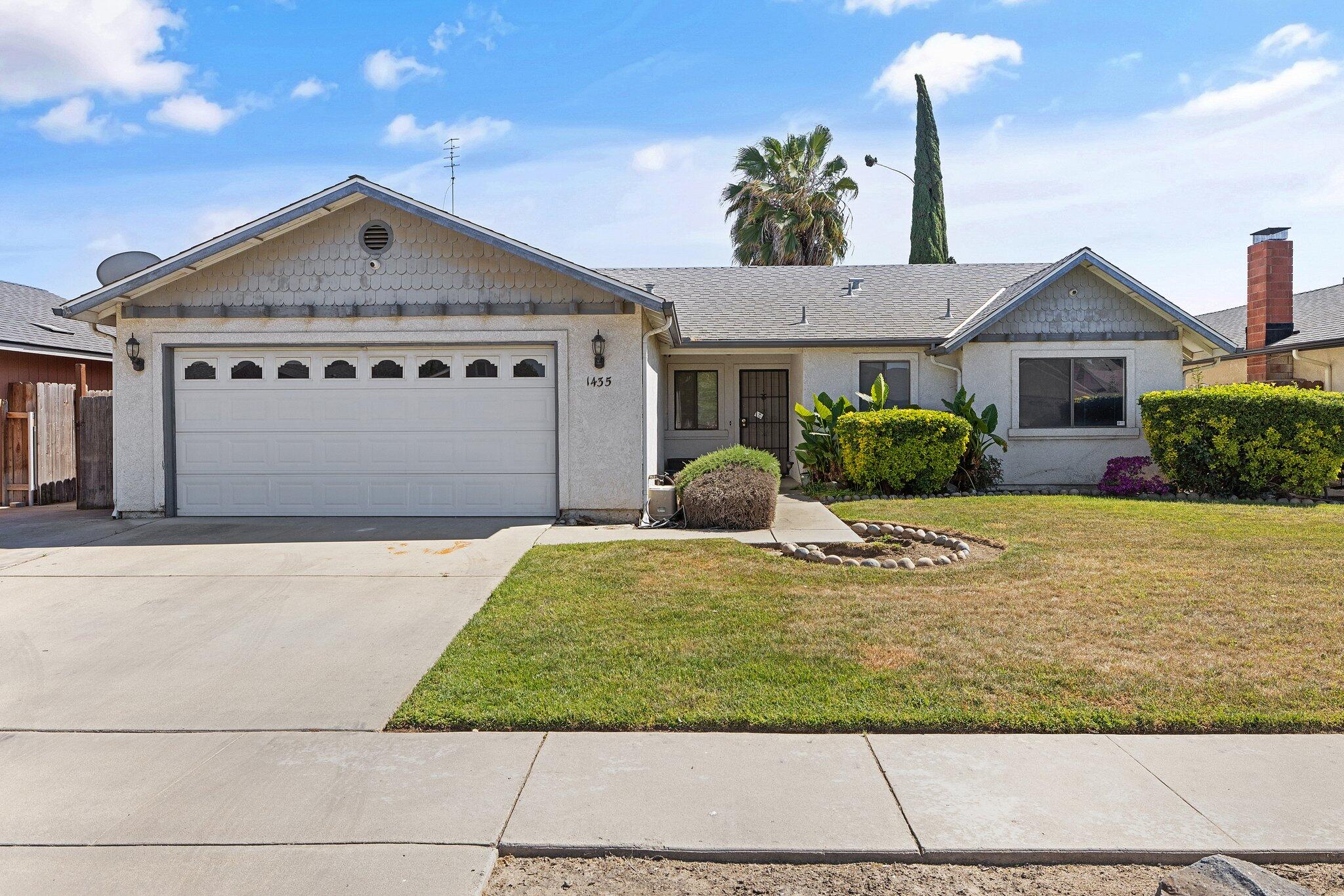 1435 E Brea Avenue