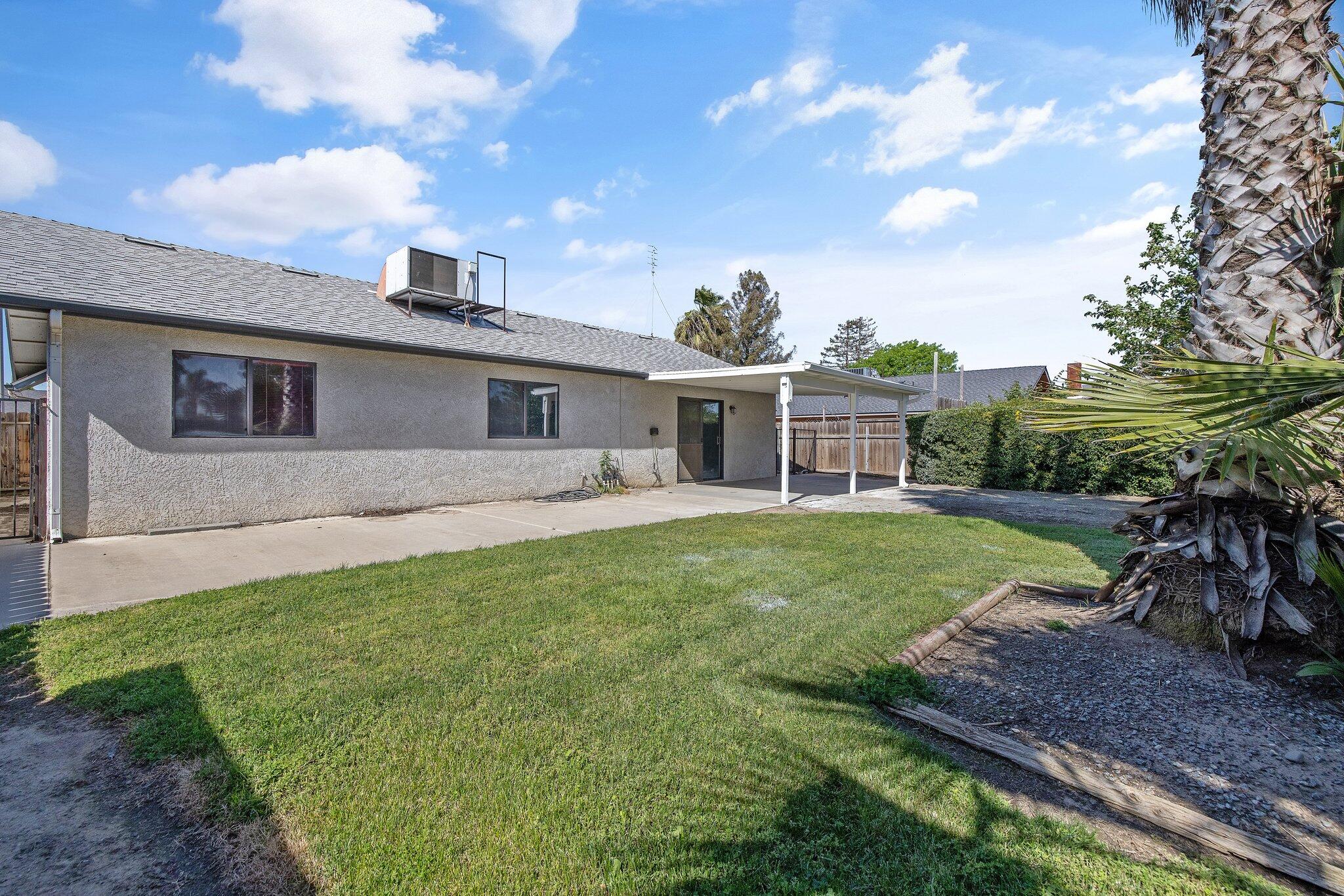 1435 E Brea Avenue