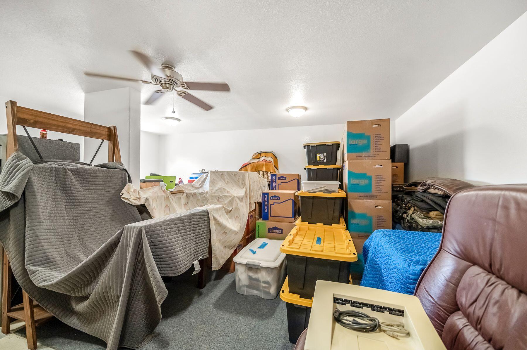 12304 Avenue 328