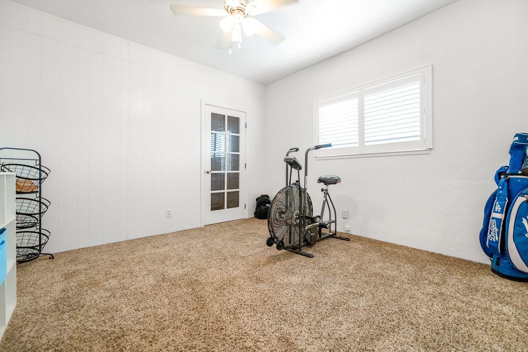 12304 Avenue 328