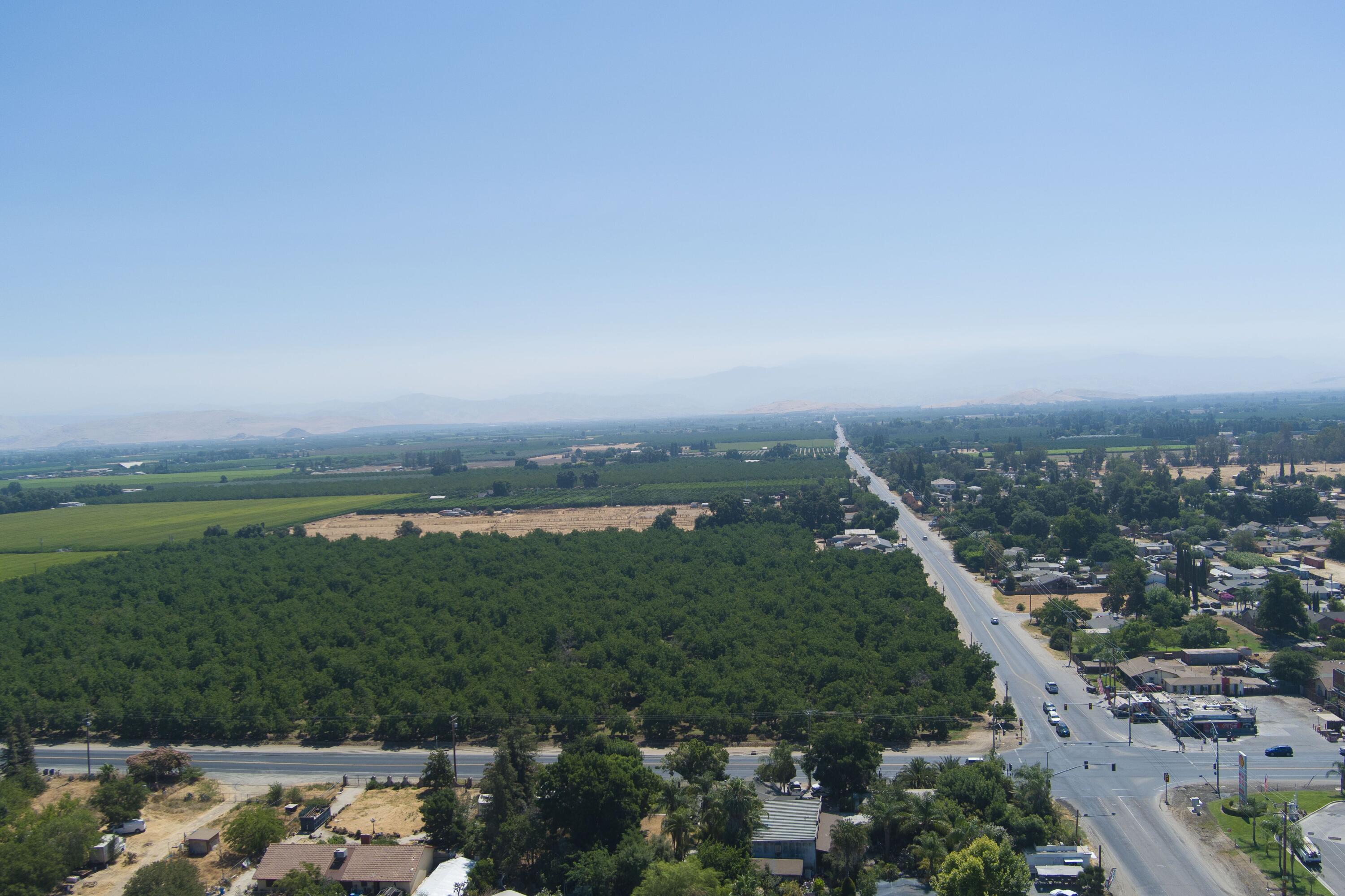 12304 Avenue 328