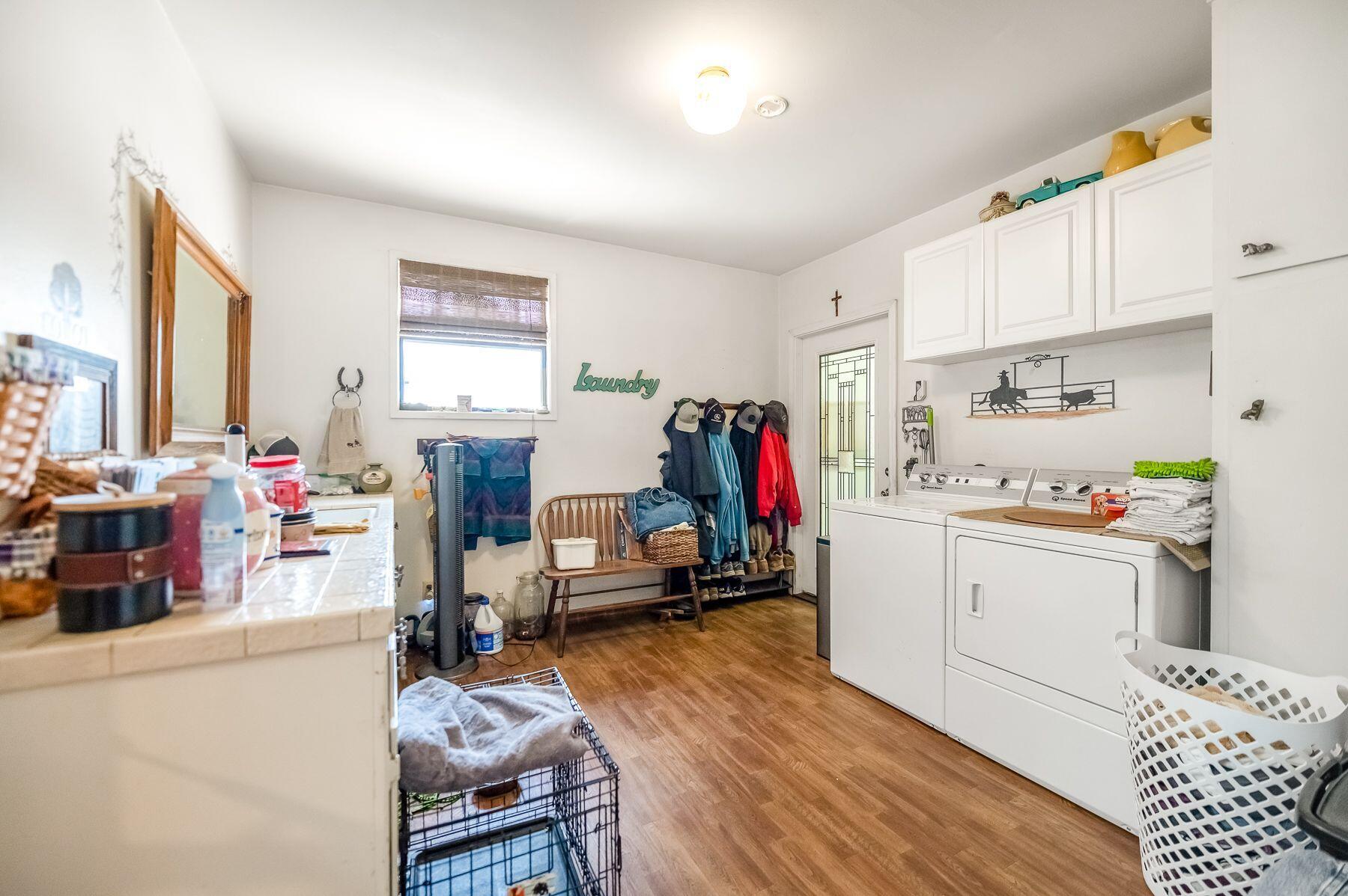 12304 Avenue 328