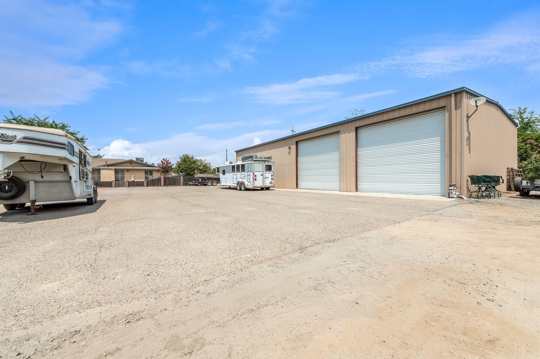 12304 Avenue 328