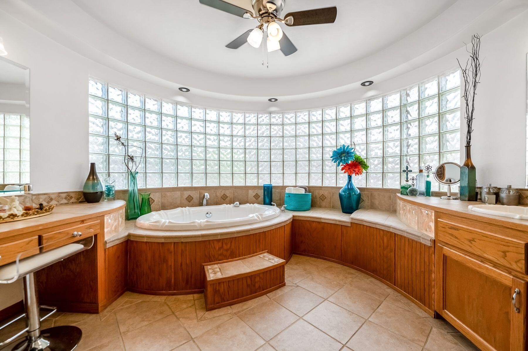 12304 Avenue 328