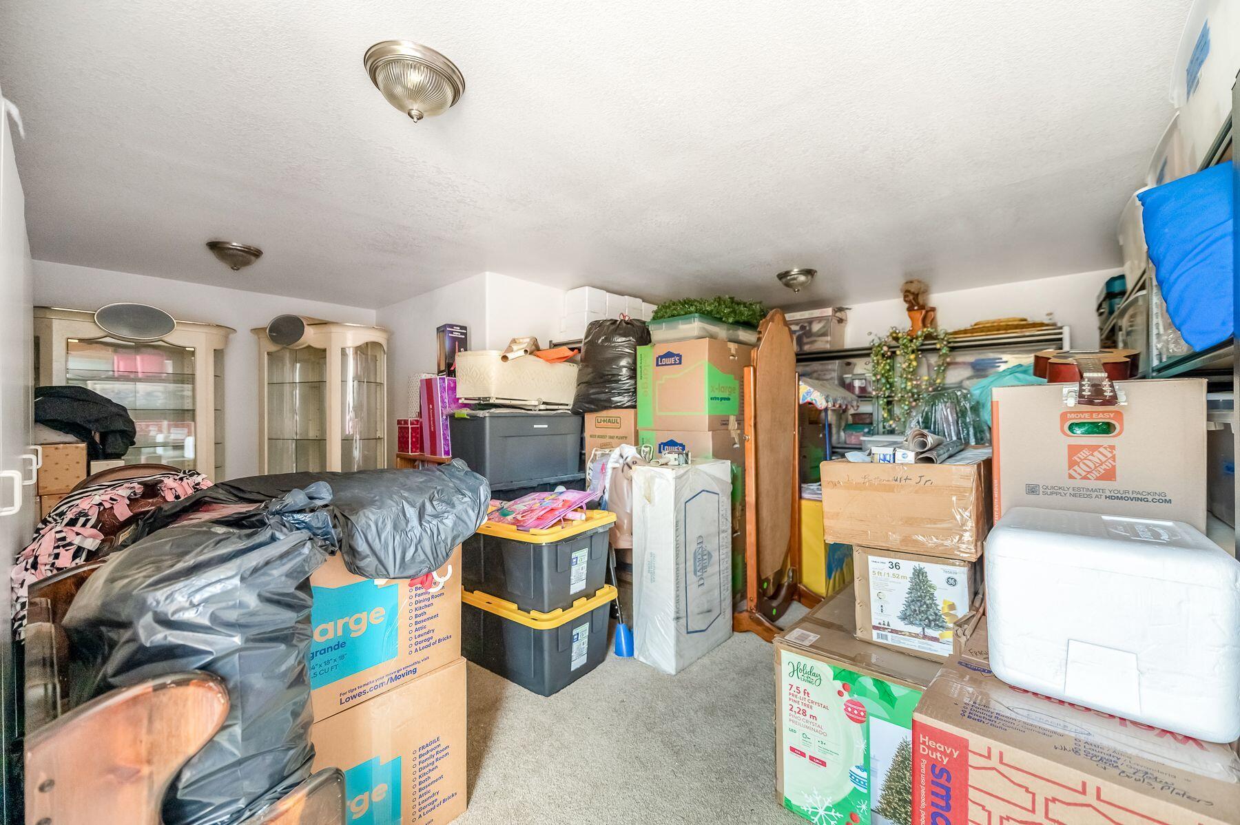 12304 Avenue 328