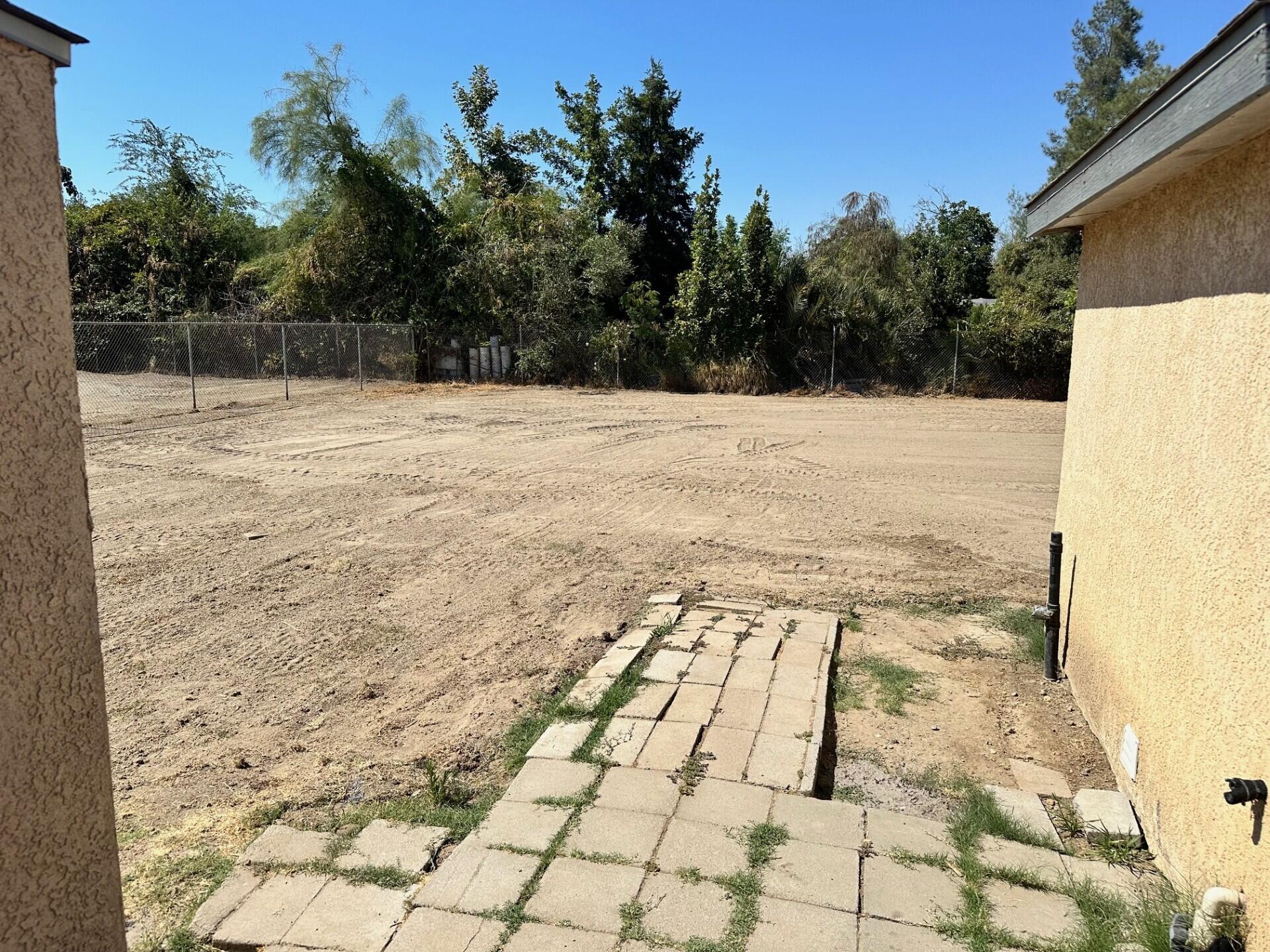 12344 Avenue 328