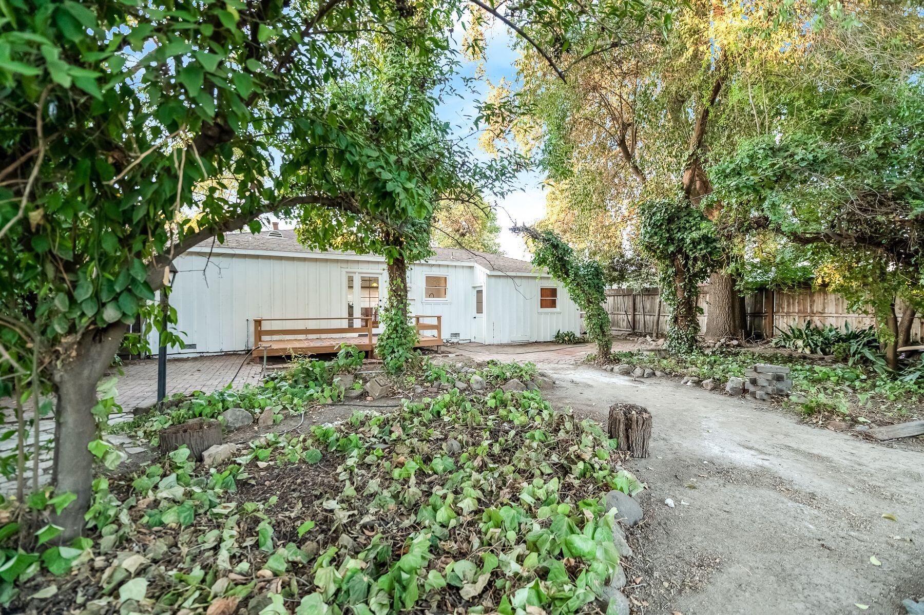 3117 E Westcott Avenue