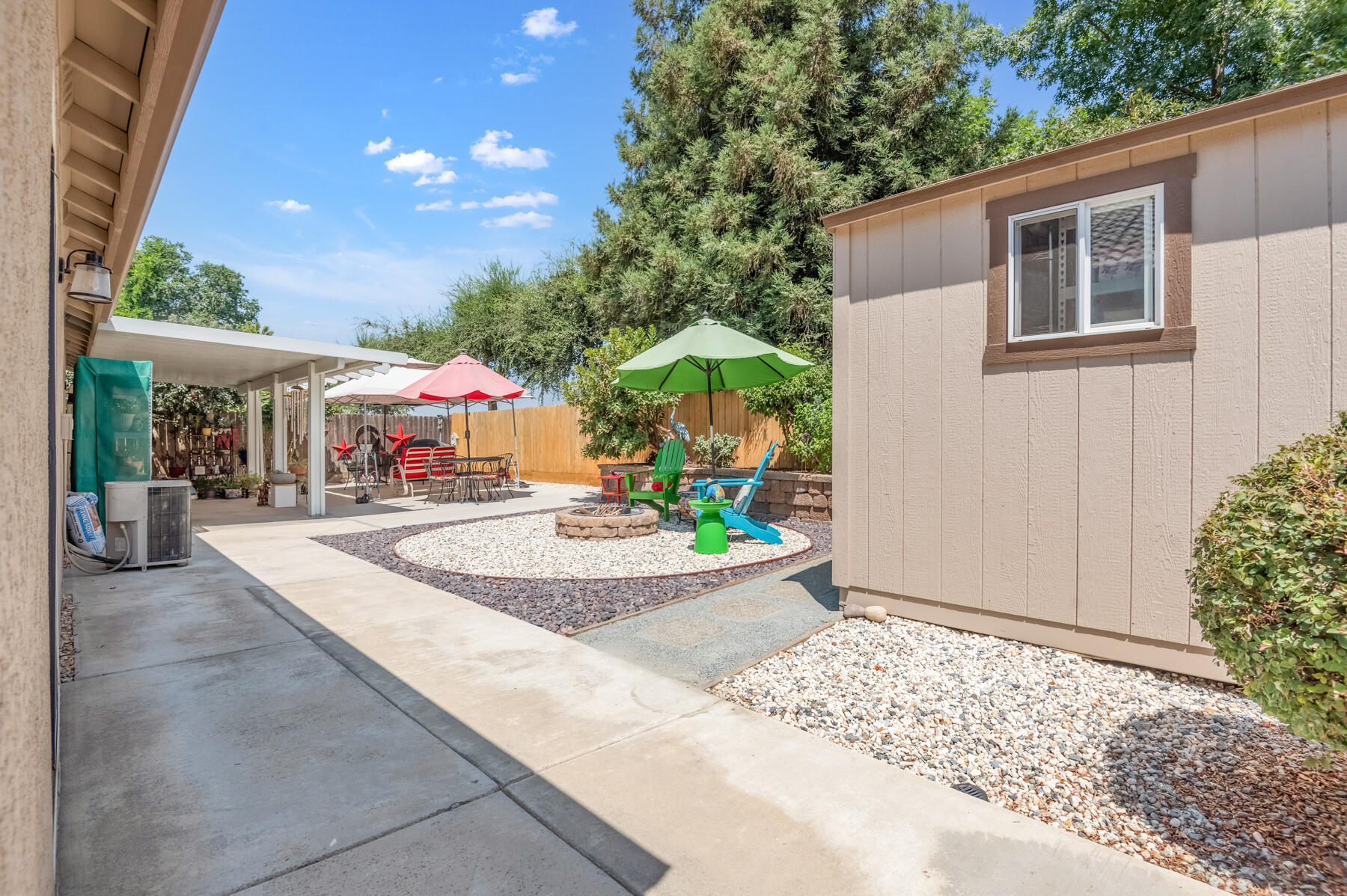 2328 E Beech Court