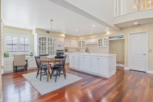 846 N Silvervale Drive