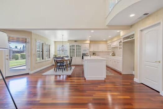 846 N Silvervale Drive