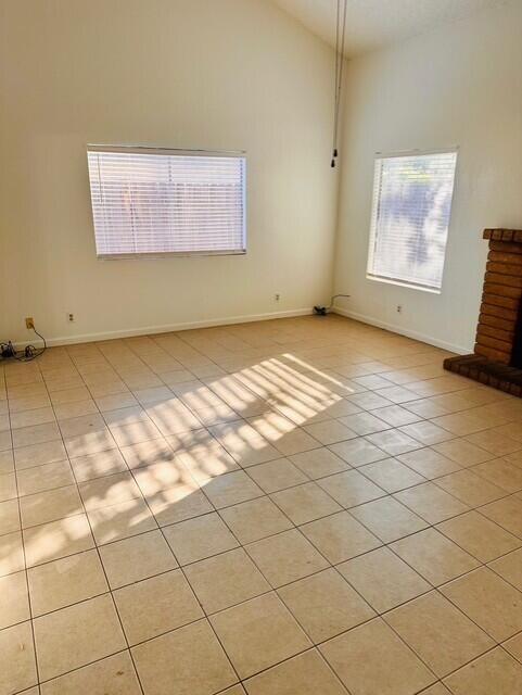 2241 N Edison Street