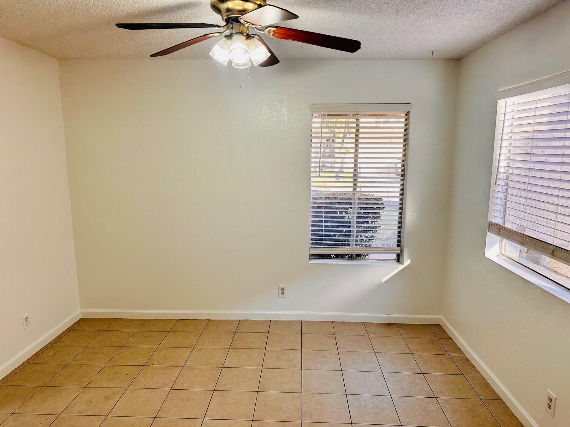 2241 N Edison Street