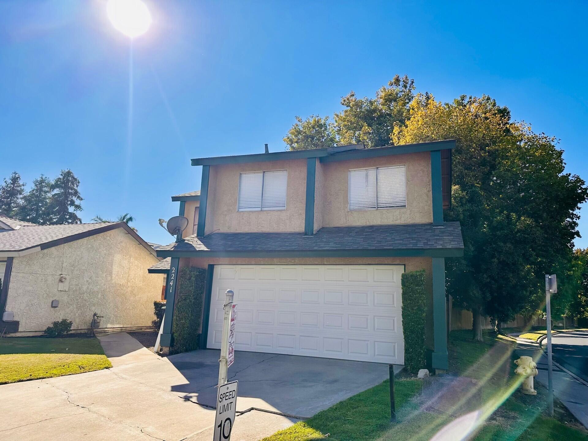 2241 N Edison Street