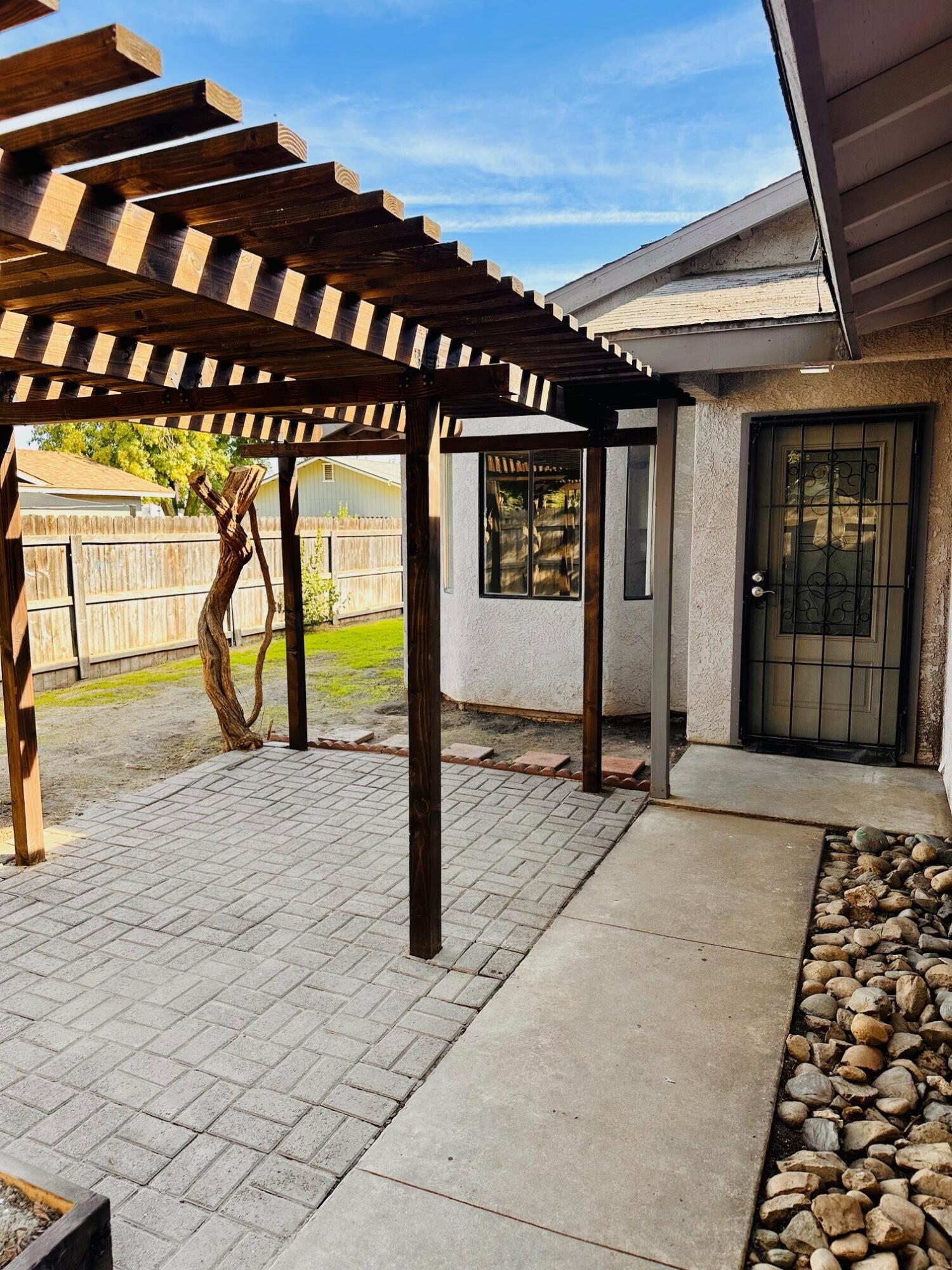 1326 S Liberty Street