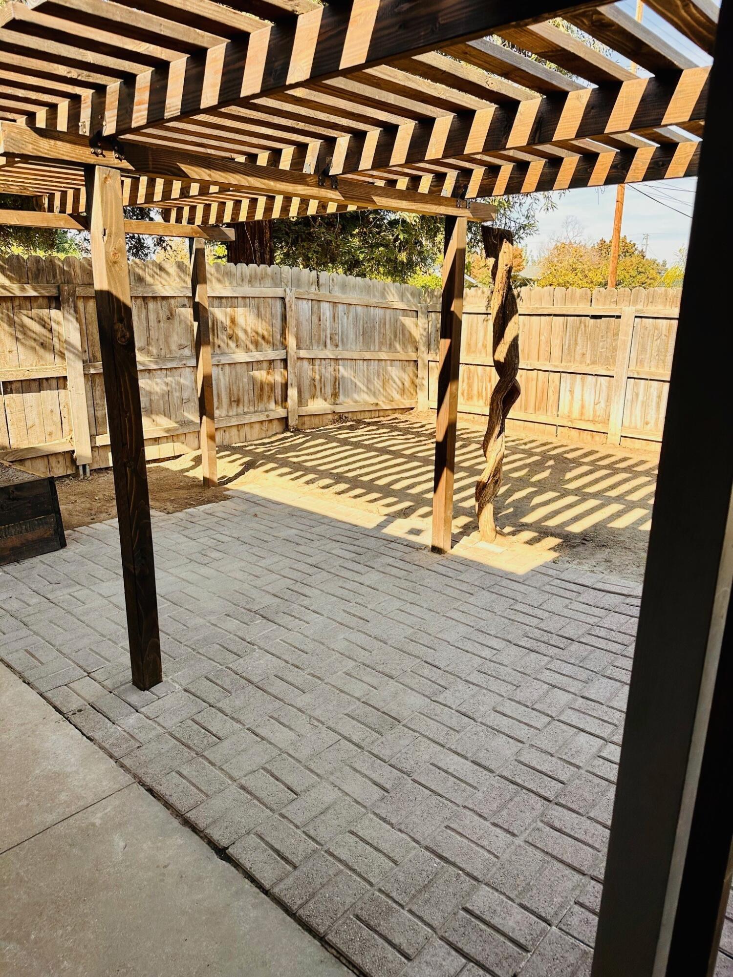 1326 S Liberty Street