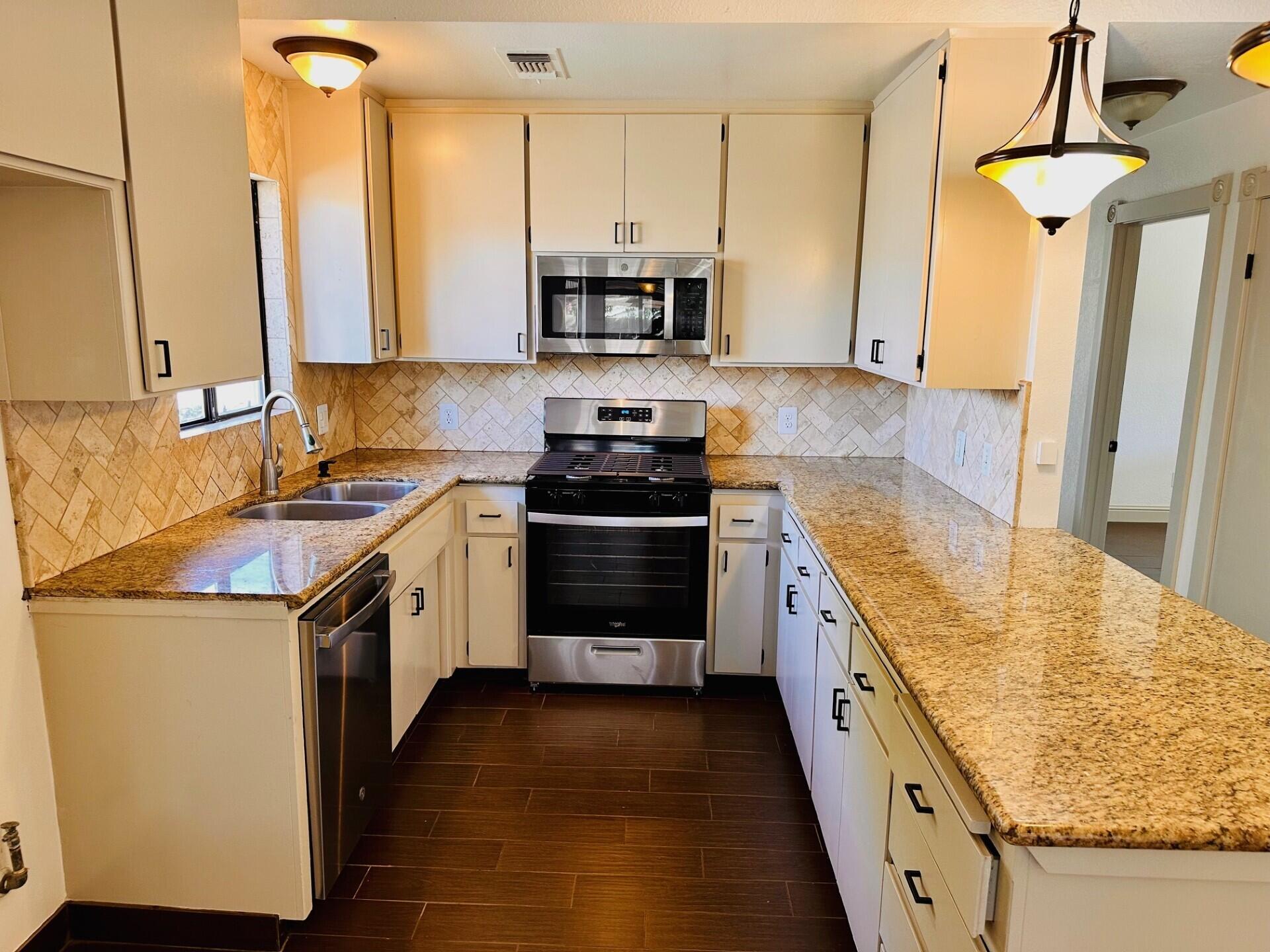 1326 S Liberty Street