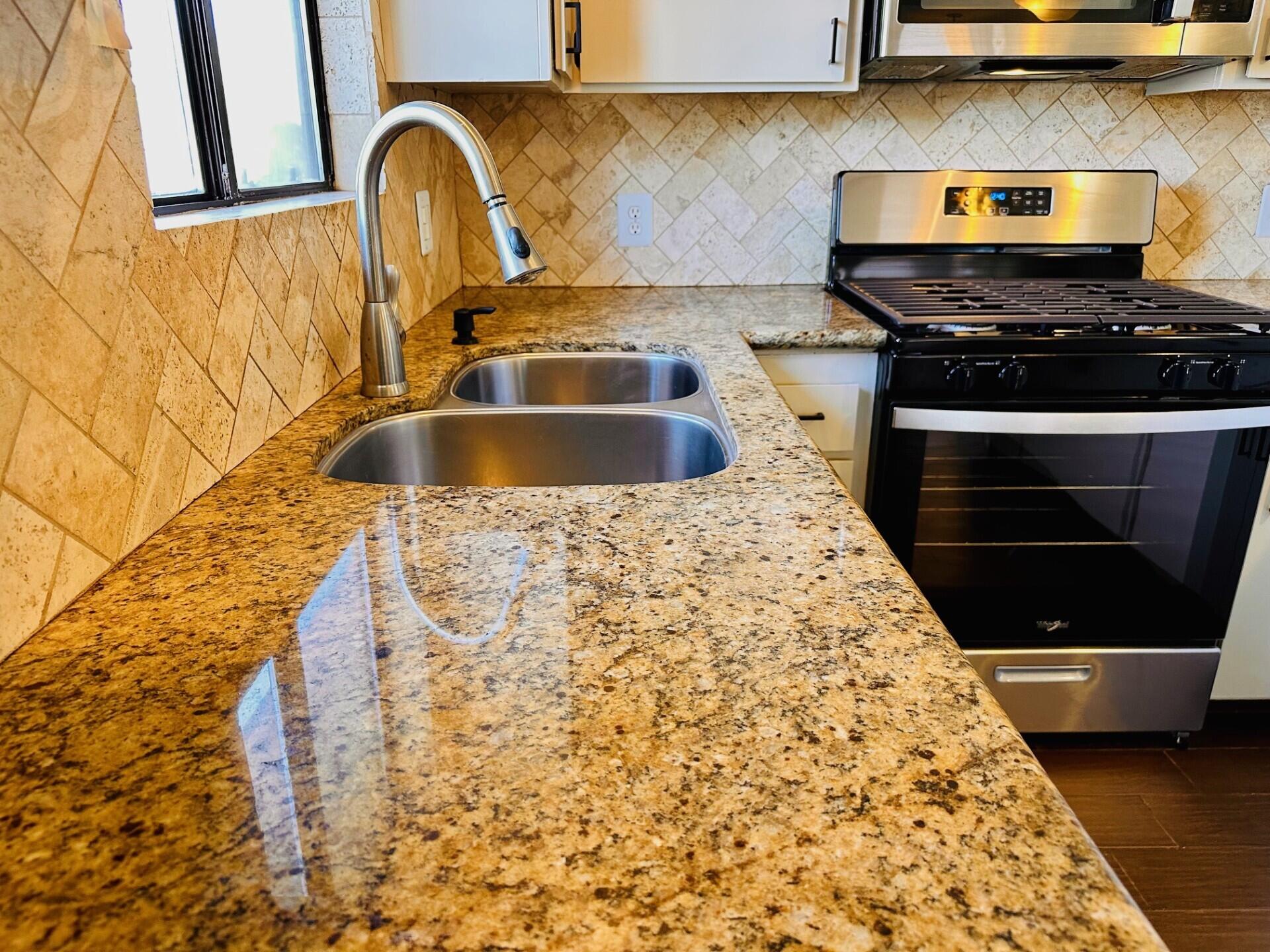 1326 S Liberty Street