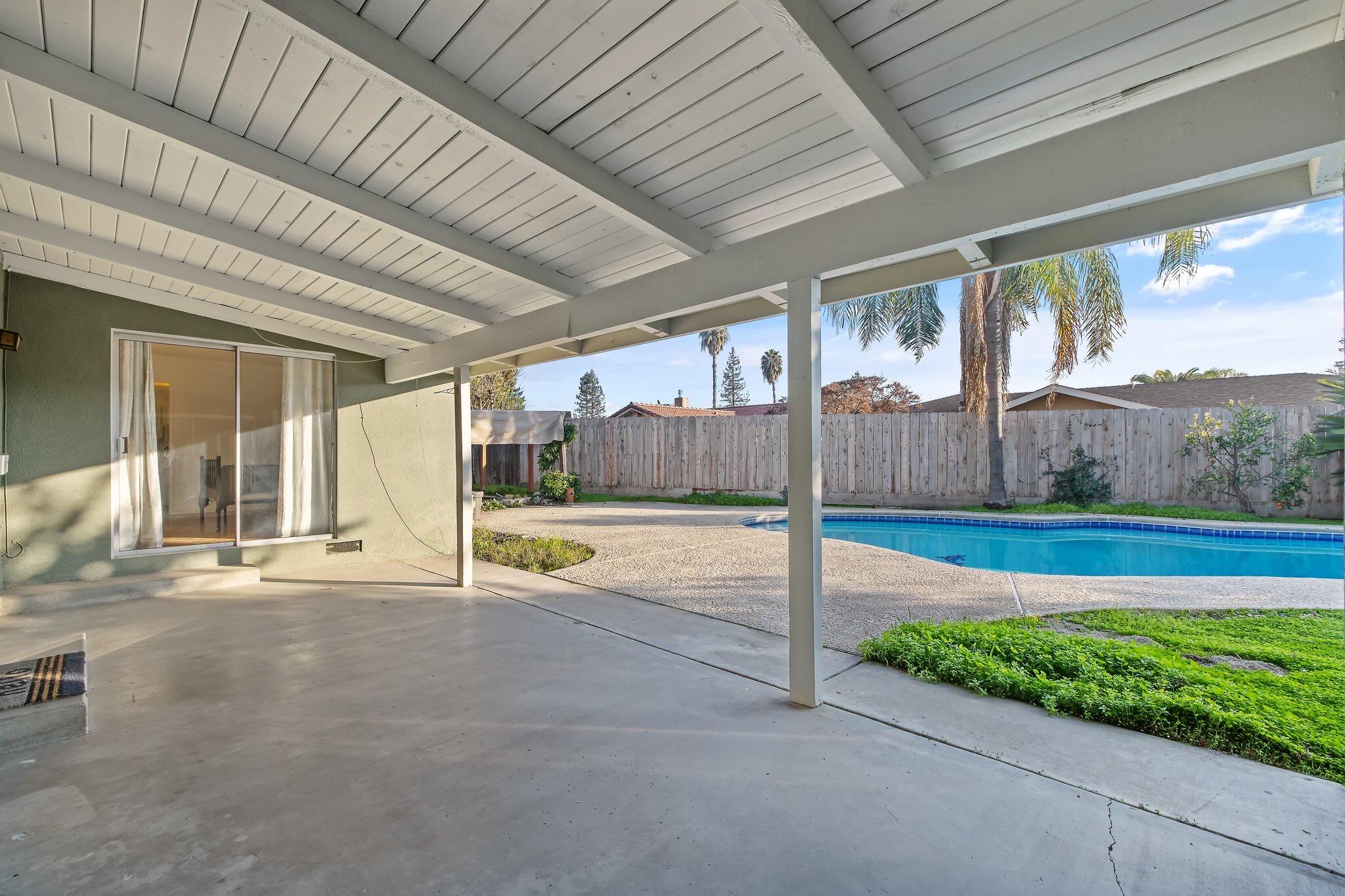 3549 W Mccormick Drive