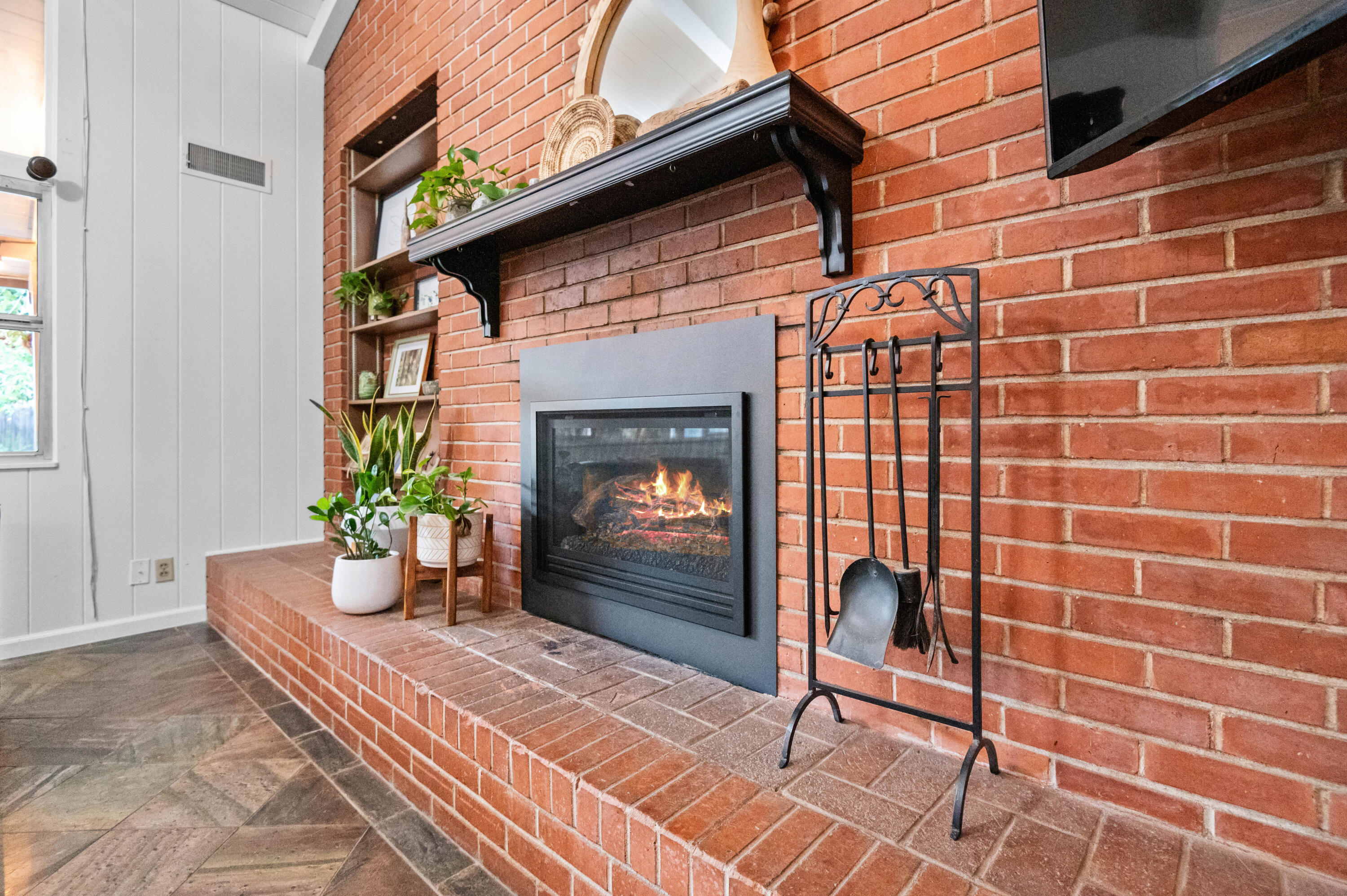 1401 W Myrtle