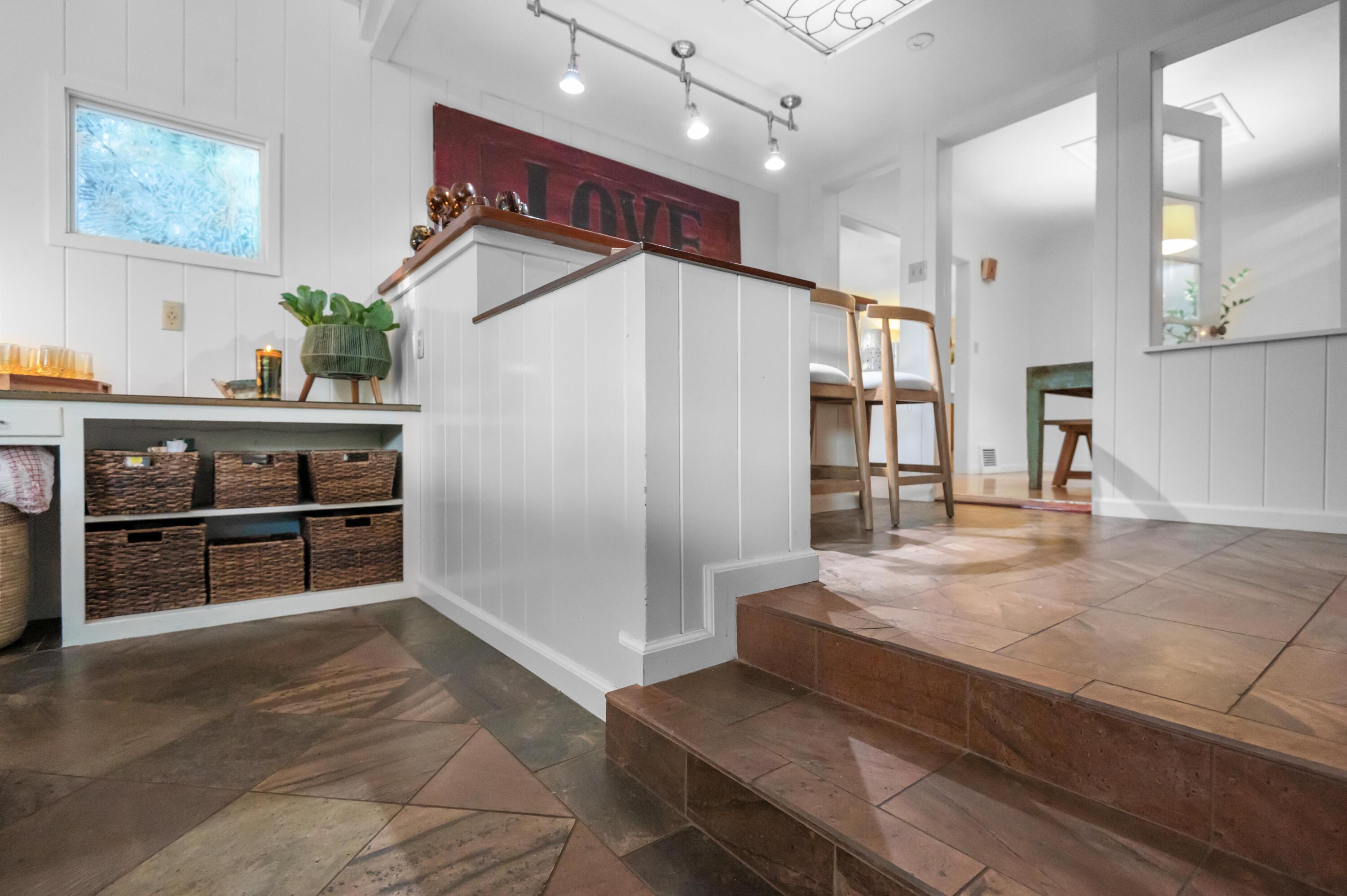 1401 W Myrtle