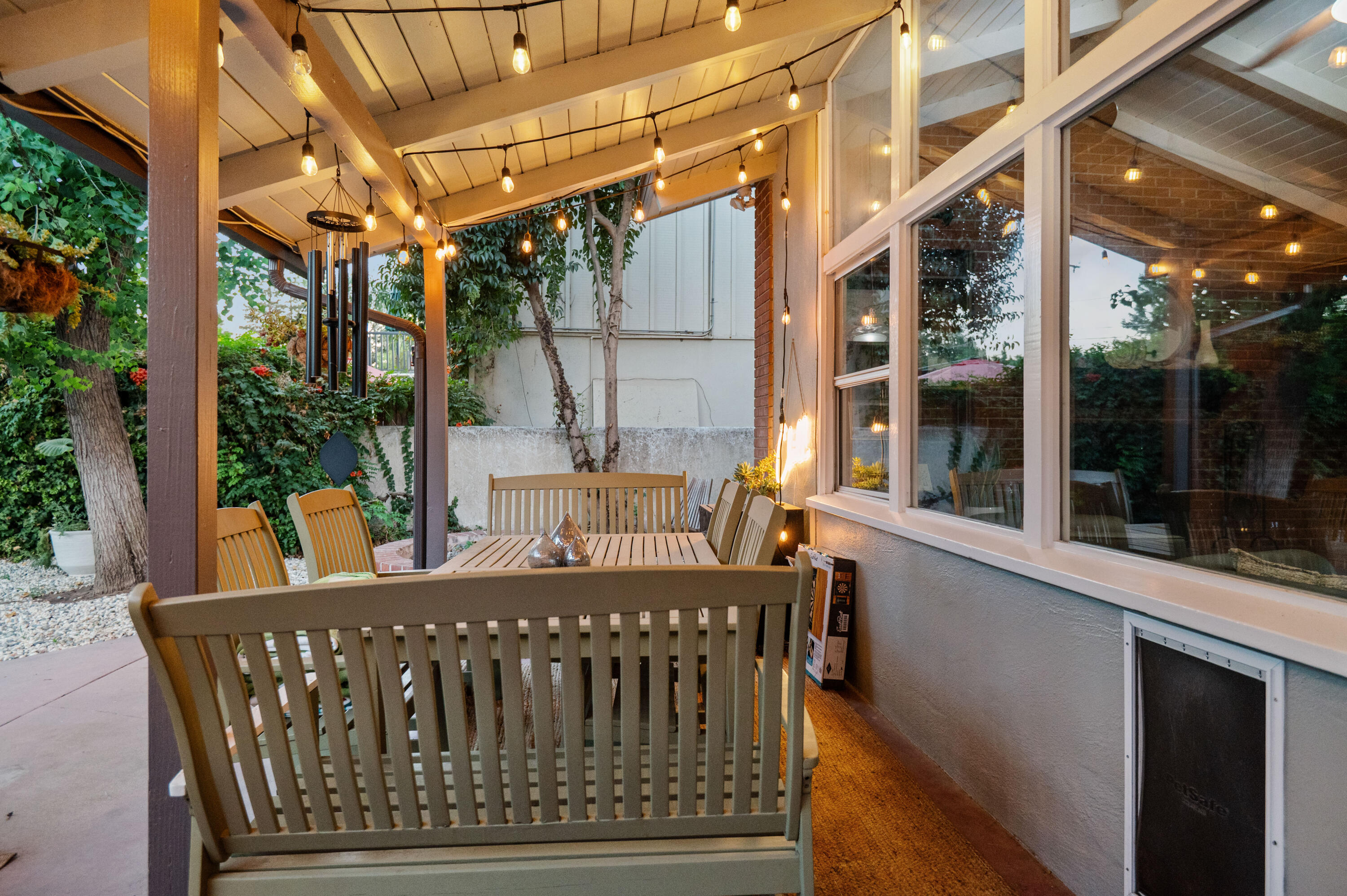 1401 W Myrtle