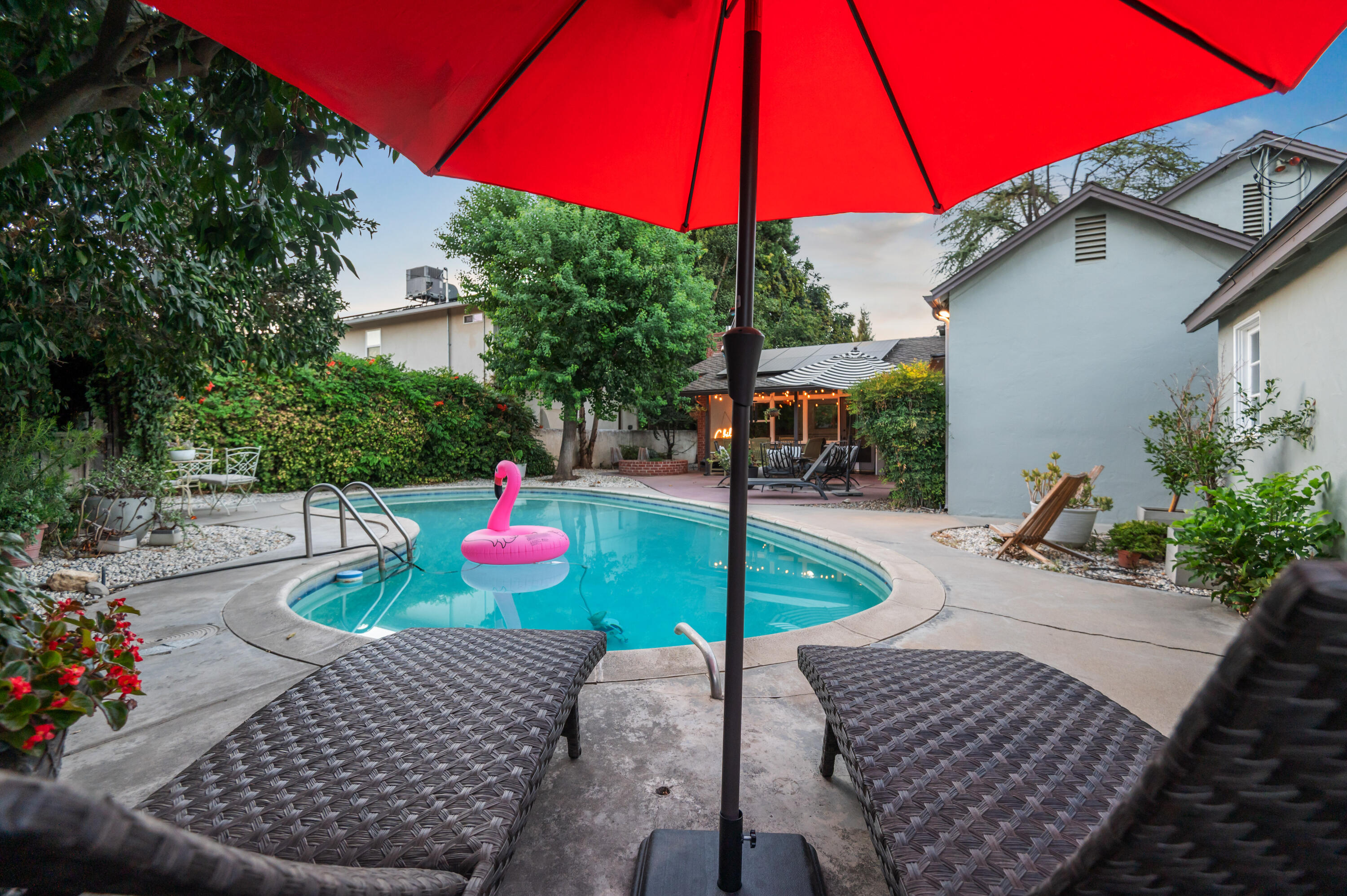 1401 W Myrtle