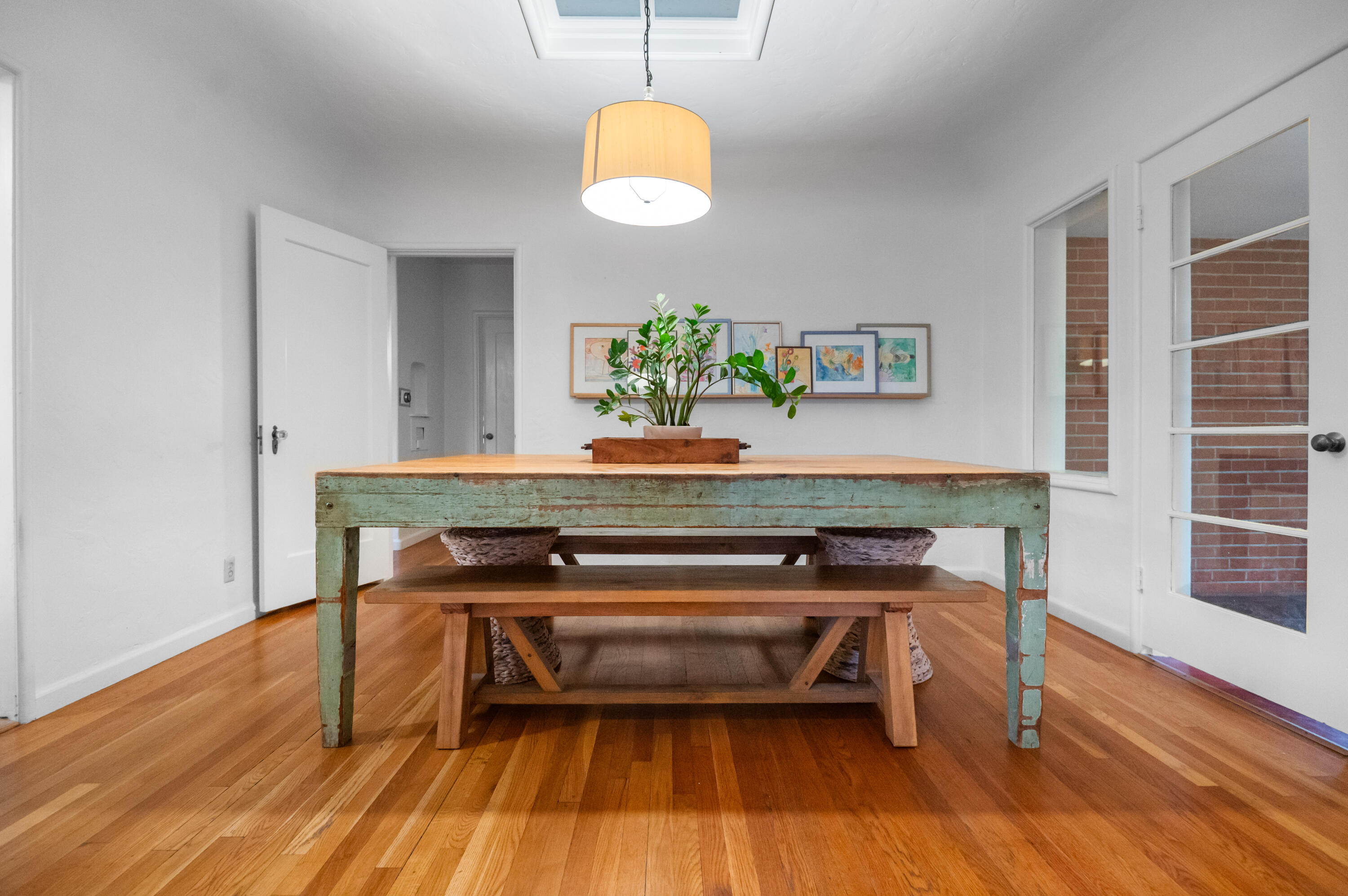 1401 W Myrtle