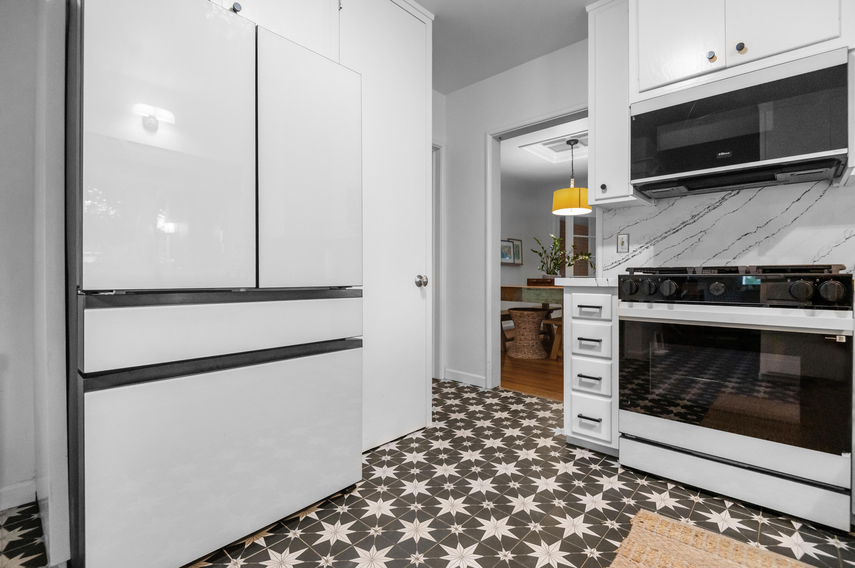 1401 W Myrtle