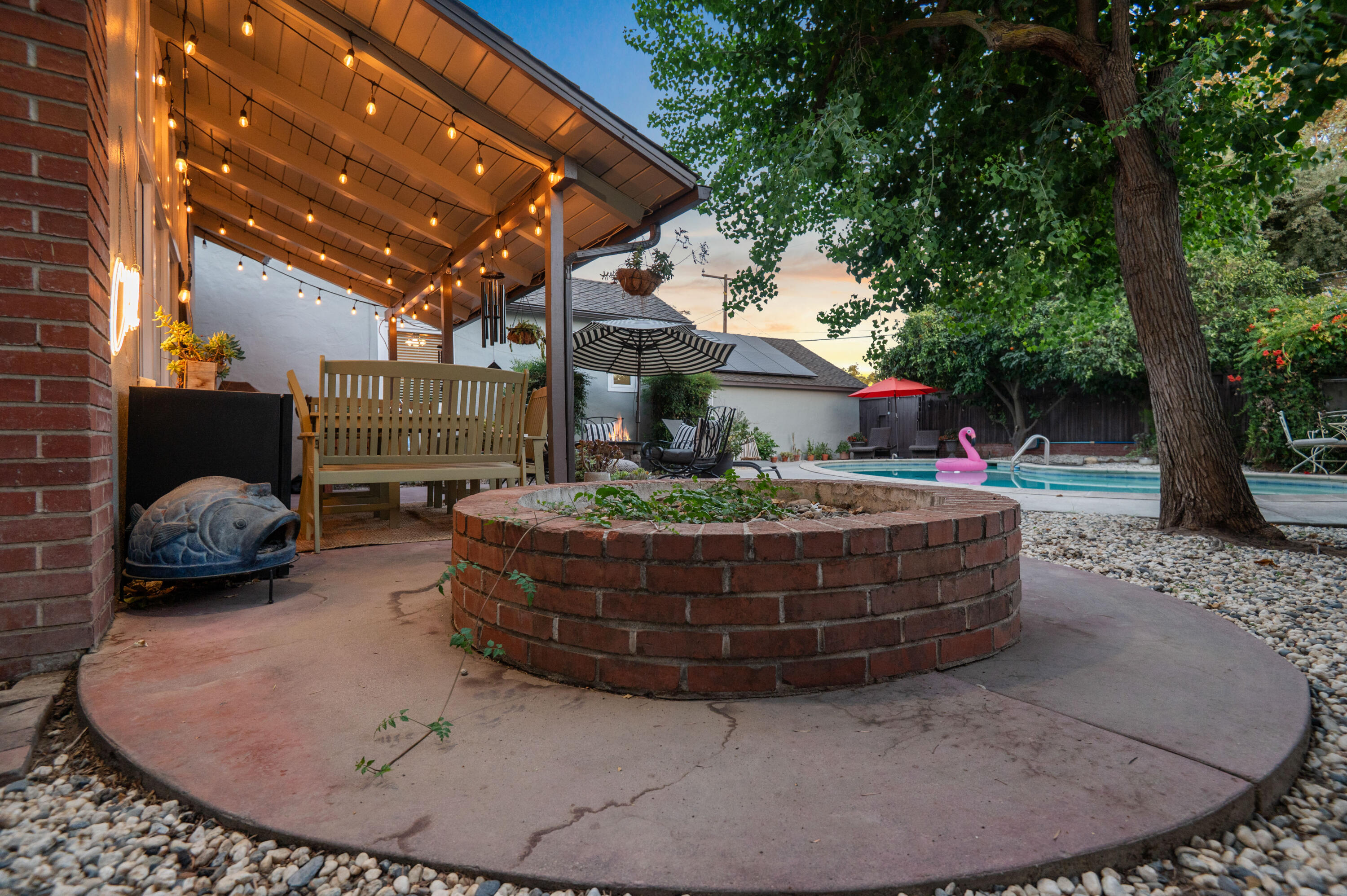 1401 W Myrtle