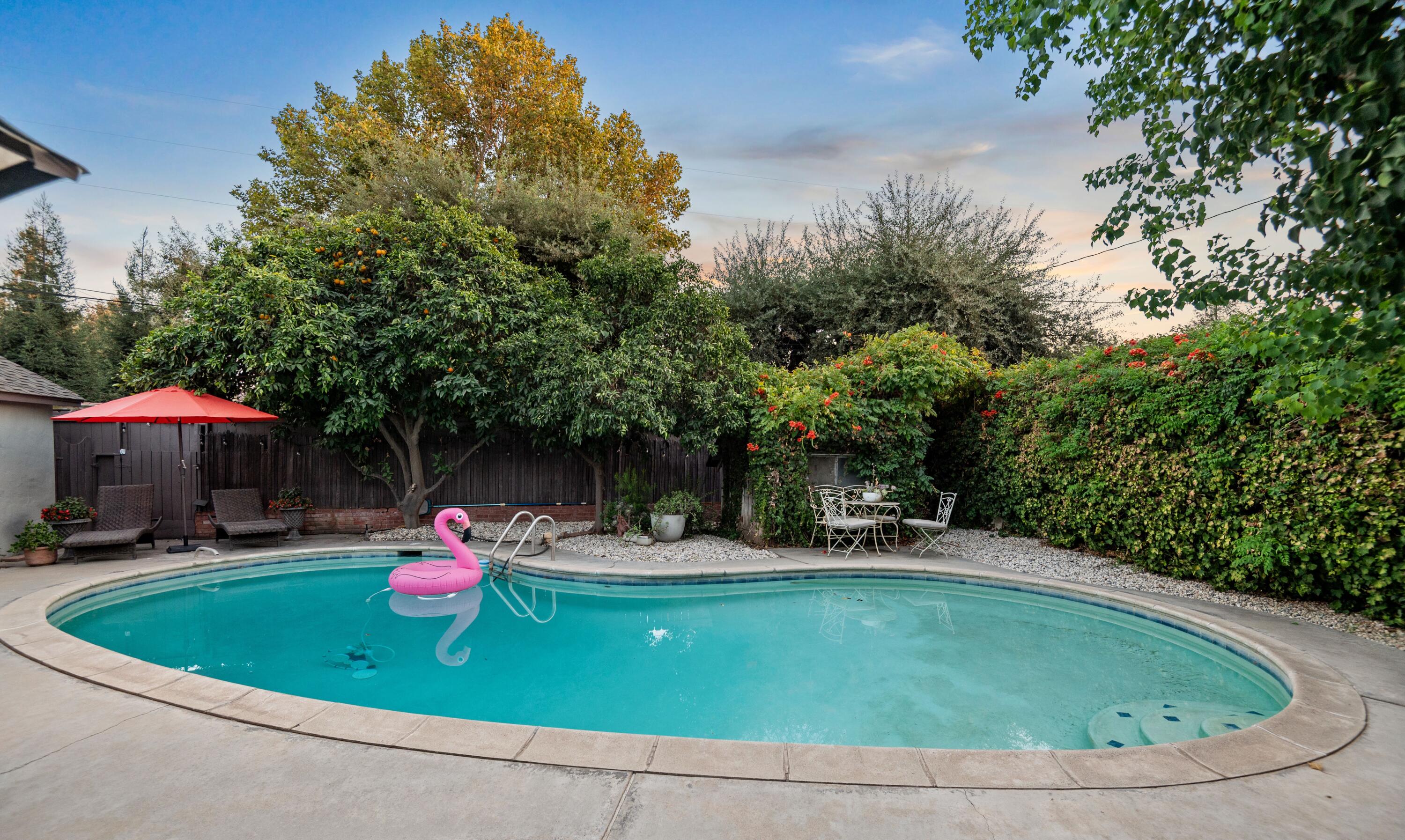 1401 W Myrtle